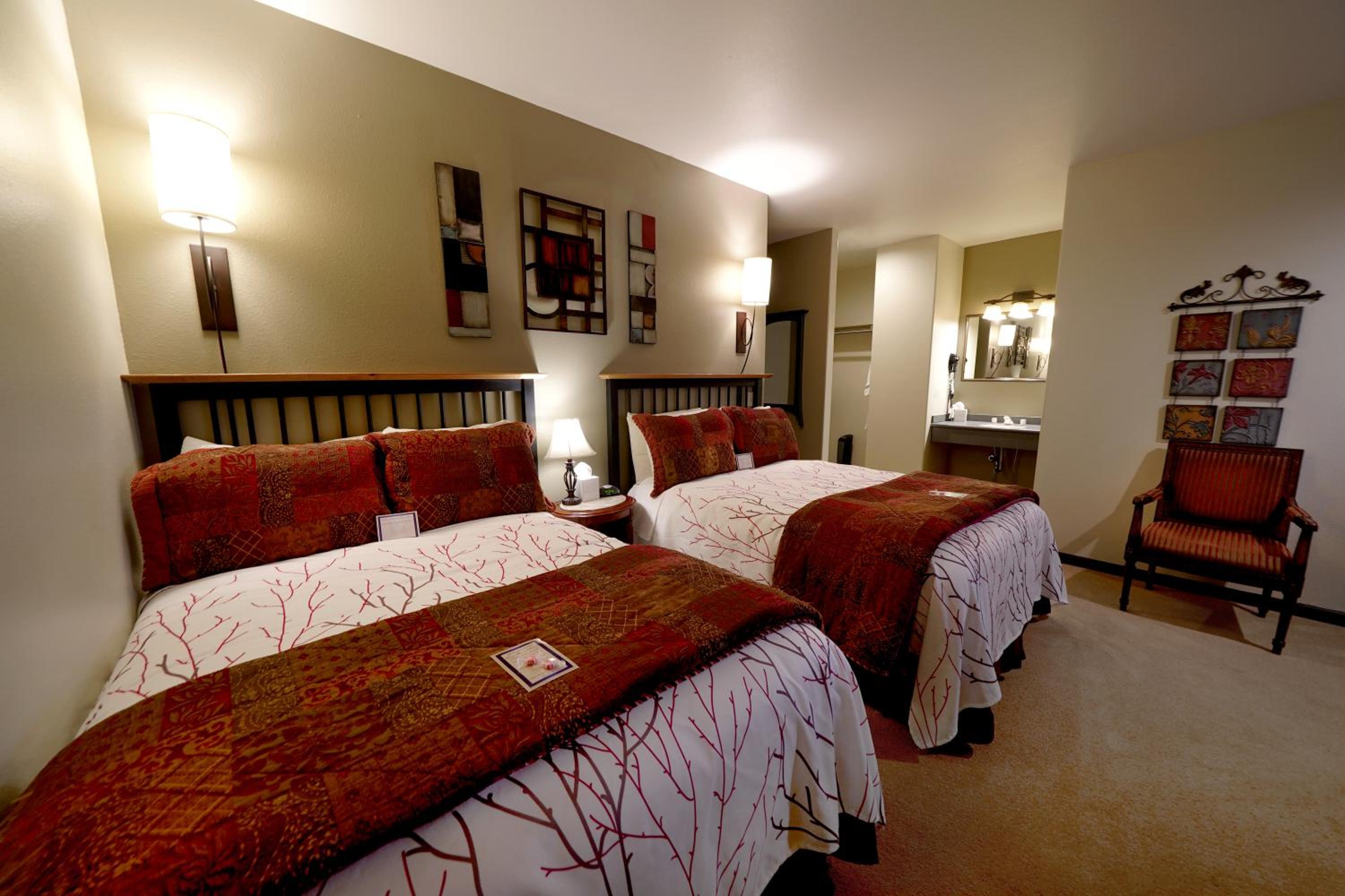 Frisco Inn on Galena view 3