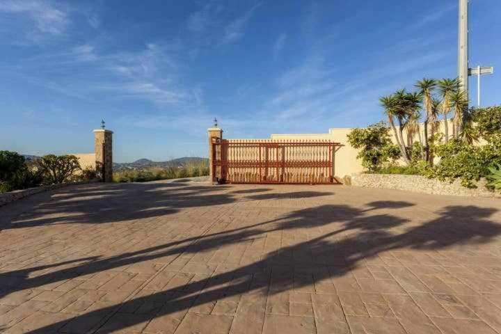 Villa Loaisa photo 4