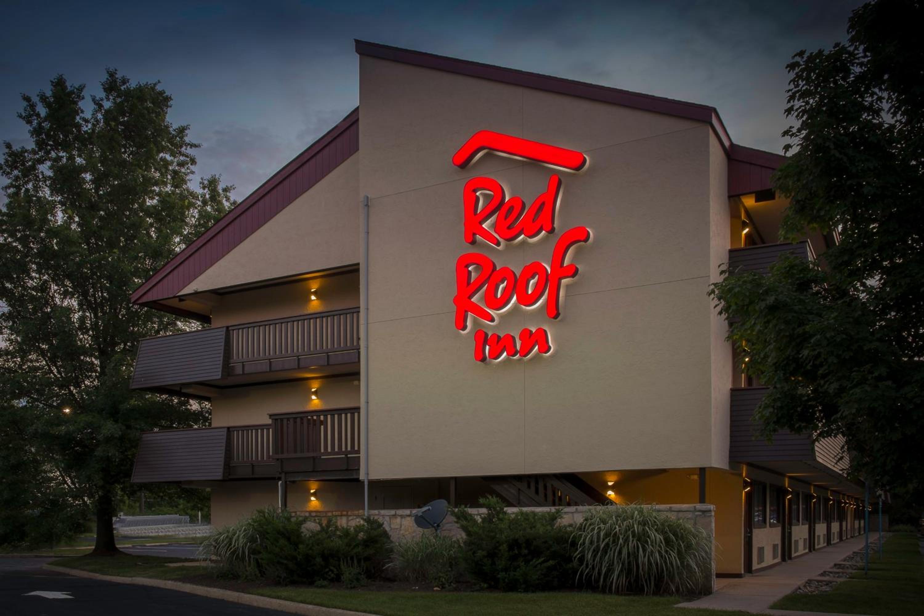 Red Roof Inn Philadelphia - Oxford Valley