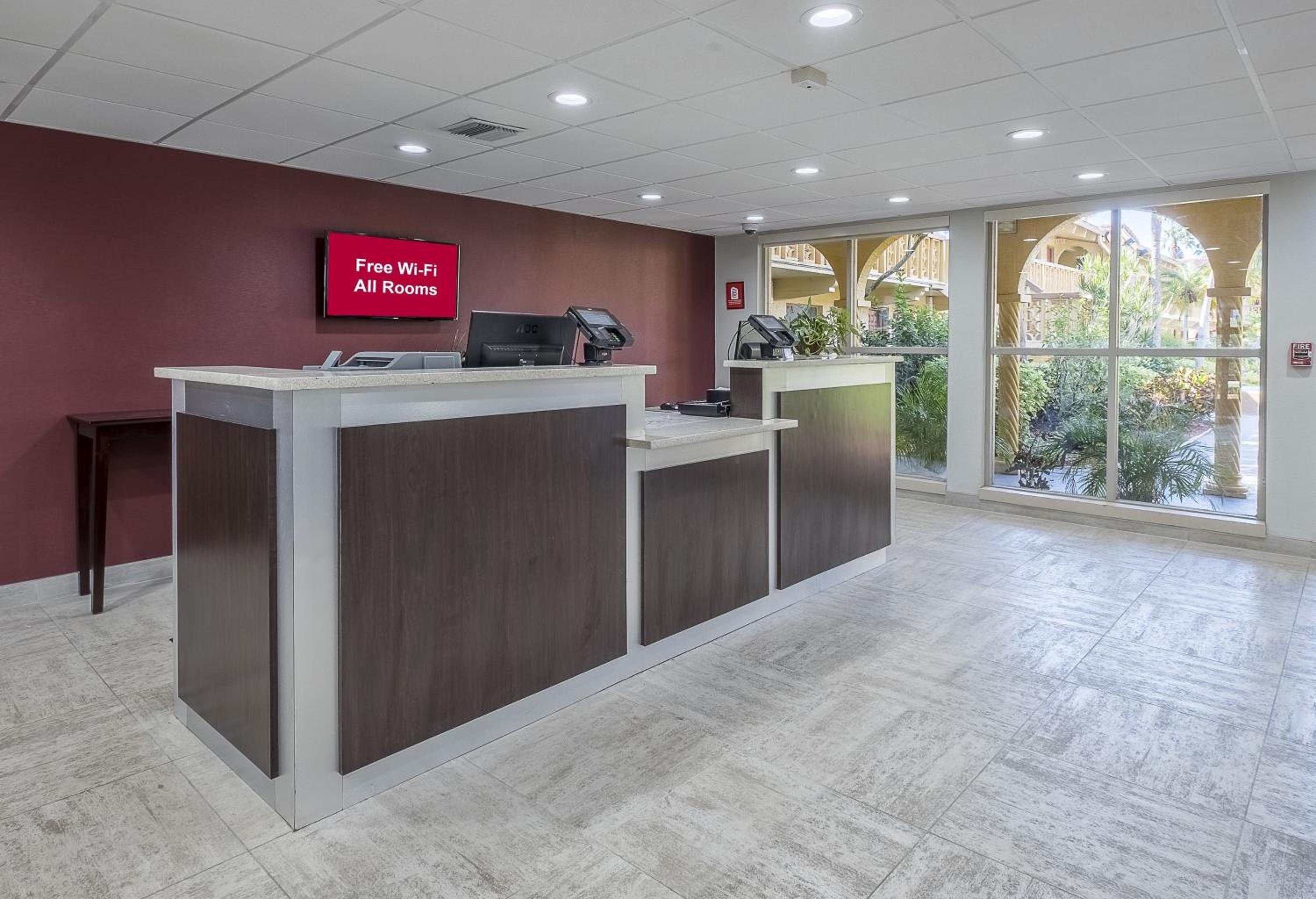 Red Roof Inn Tampa Bay - St. Petersburg, Photo 15