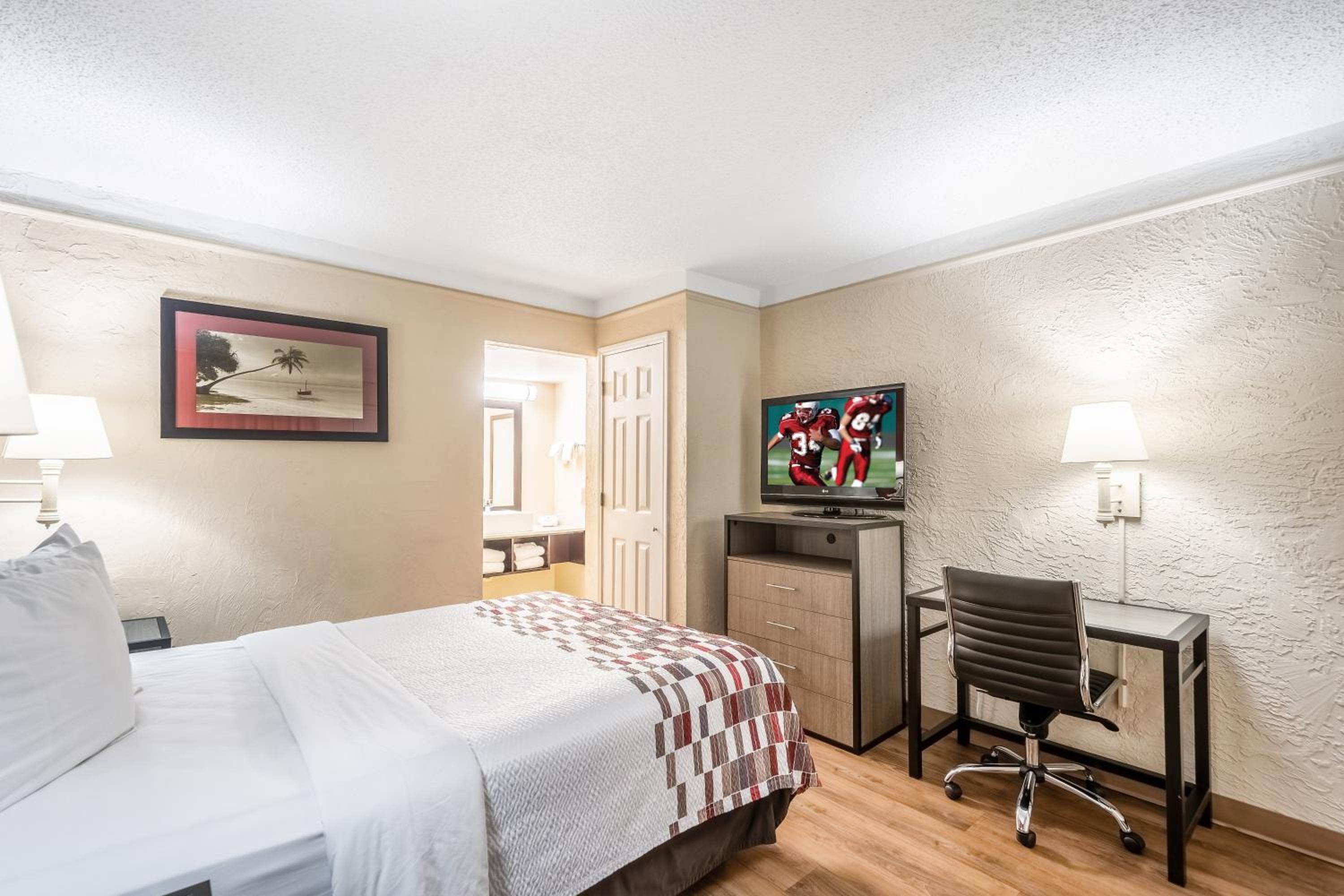 Red Roof Inn Tampa Bay - St. Petersburg