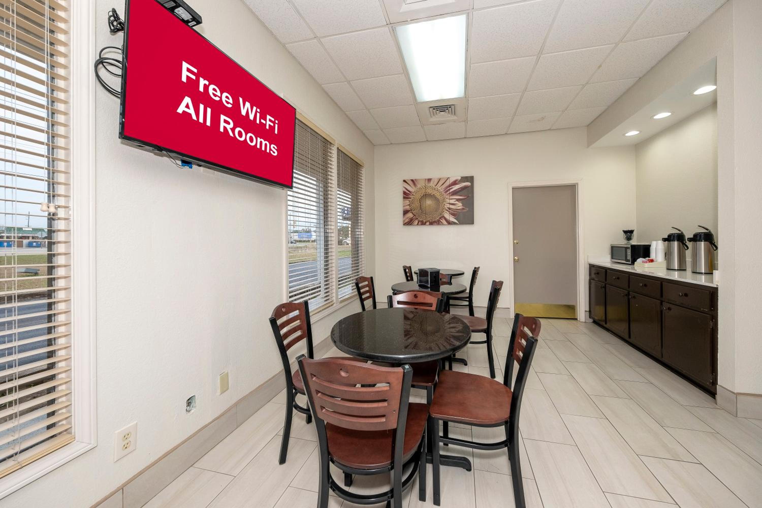 Red Roof Inn Bay Minette