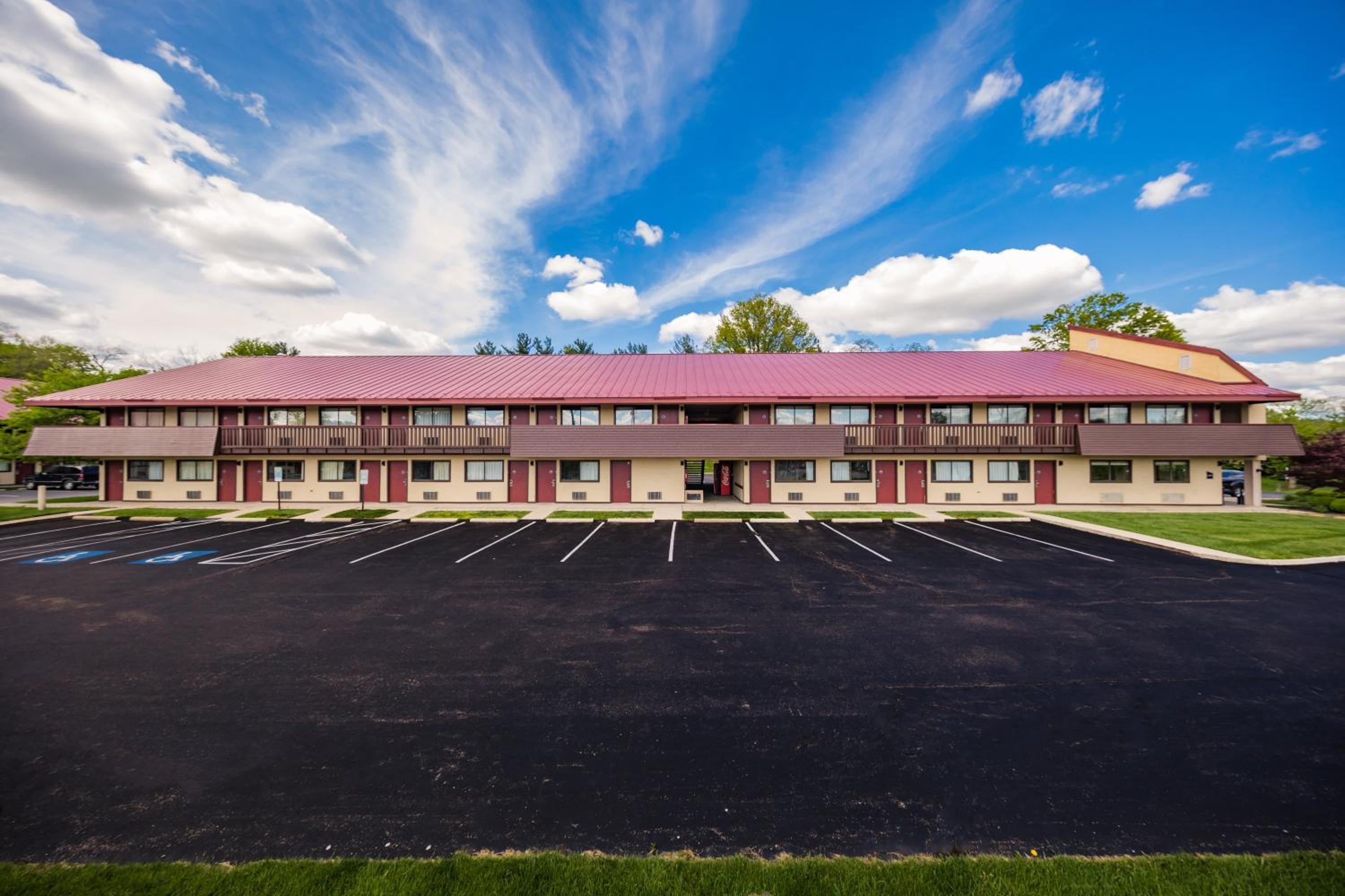 Red Roof Inn Cincinnati Northeast - Blue Ash
