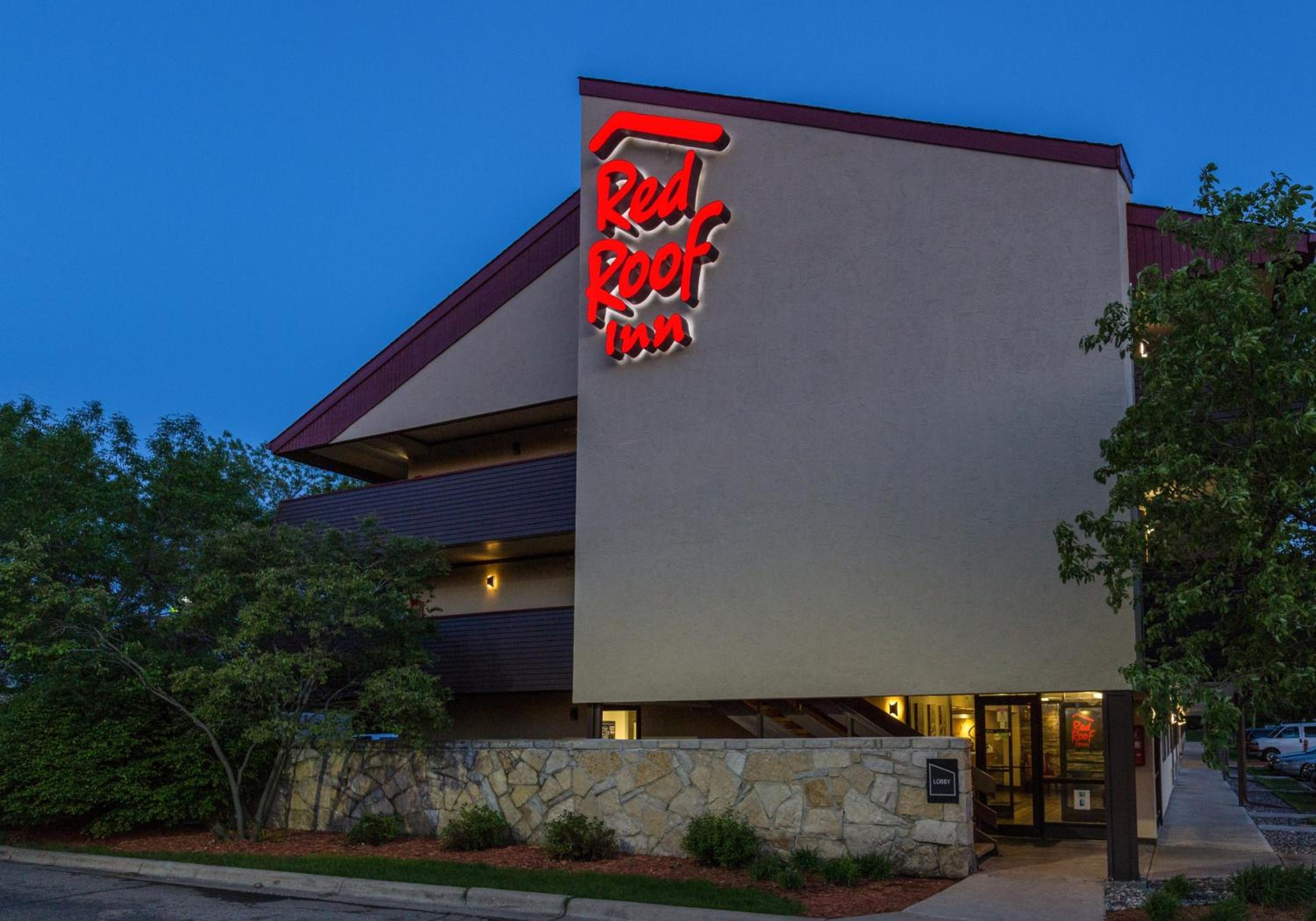 Plymouth Vacations - Red Roof Inn Minneapolis - Plymouth - Wayzata - Property Image 23