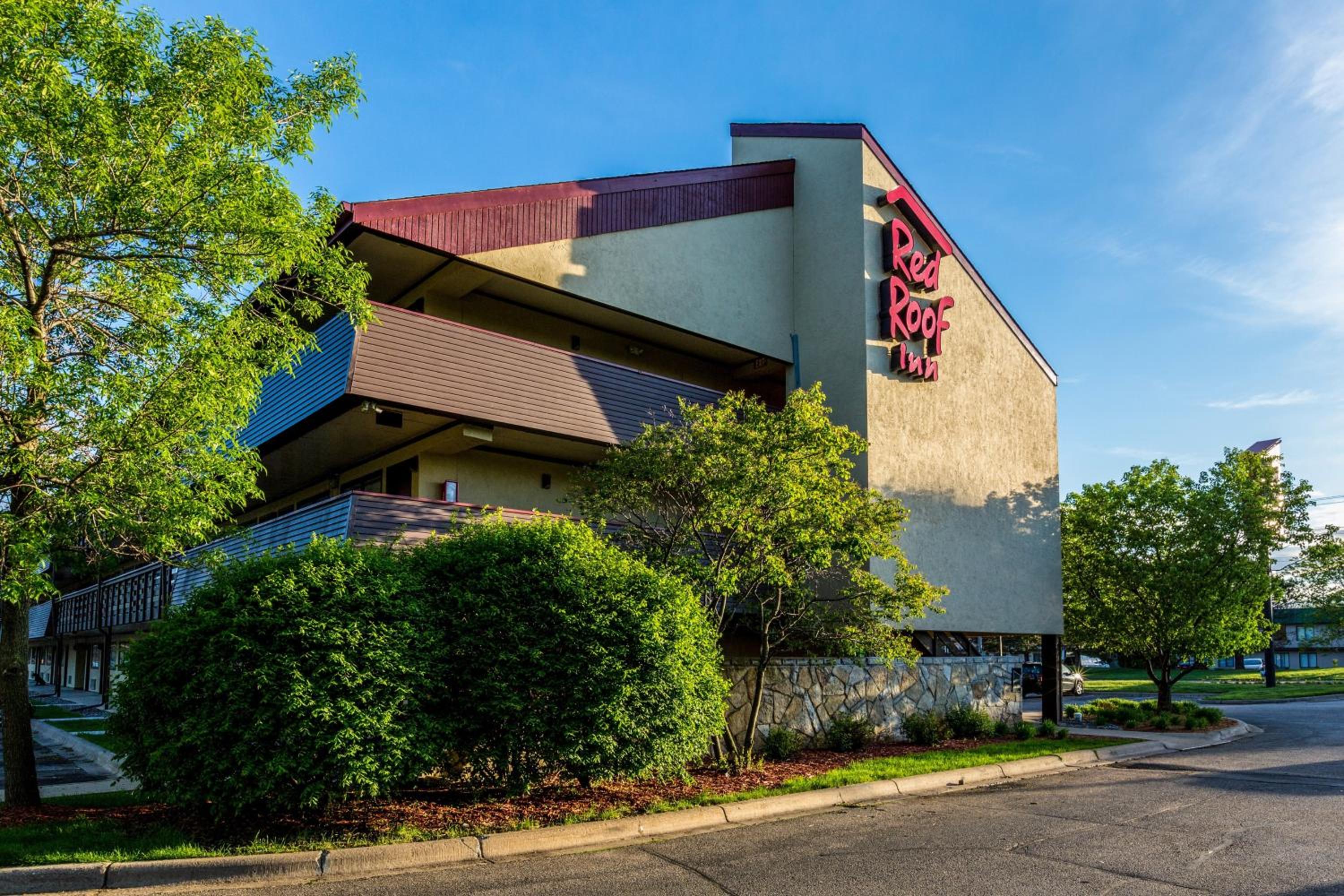 Plymouth Vacations - Red Roof Inn Minneapolis - Plymouth - Wayzata - Property Image 24