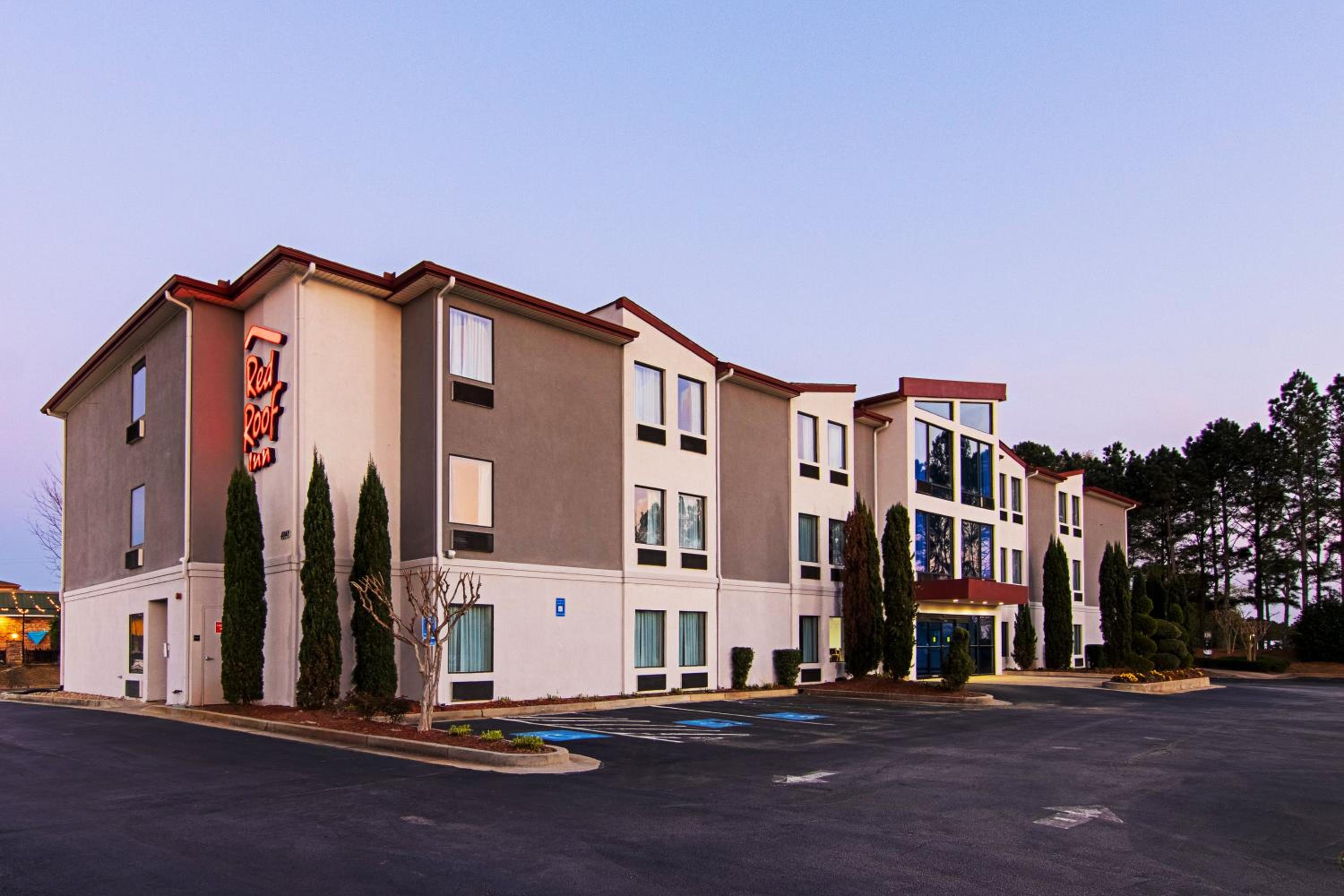 Red Roof Inn Locust Grove view 3