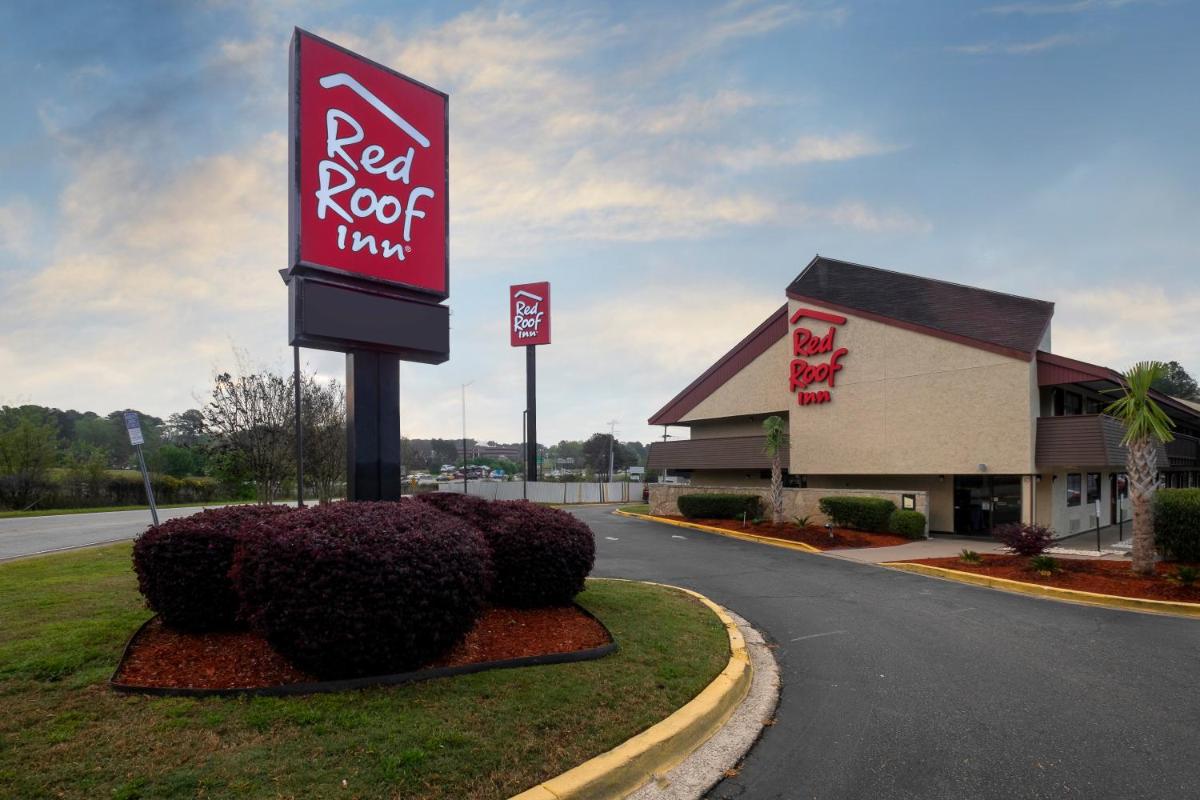 Hotel Red Roof Inn Columbia West, SC - Image 1