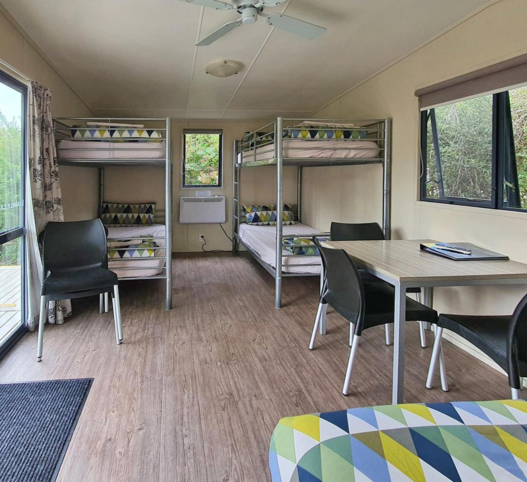 Hot Water Beach TOP 10 Holiday Park