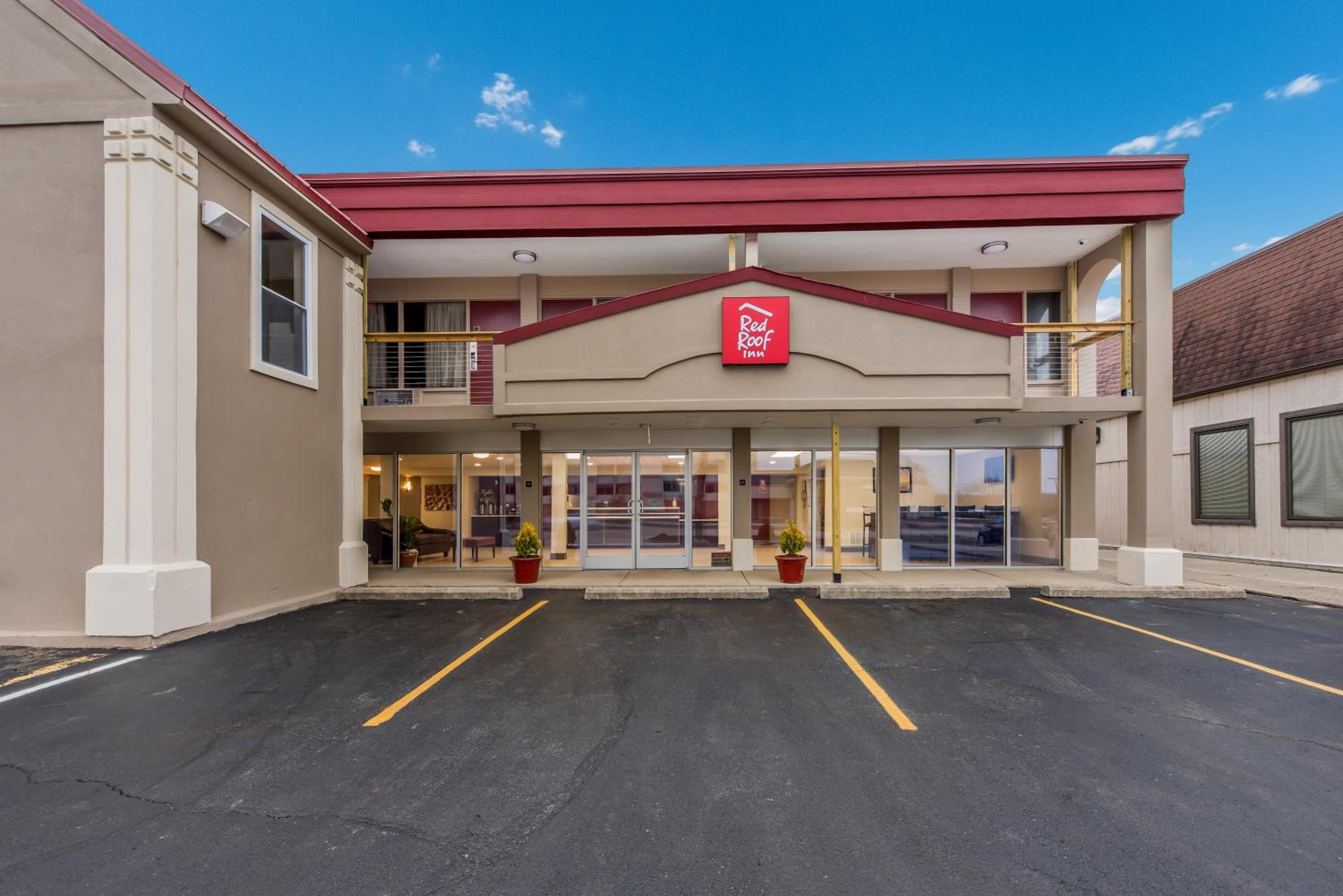Red Roof Inn Dayton - Moraine/U of Dayton view 4