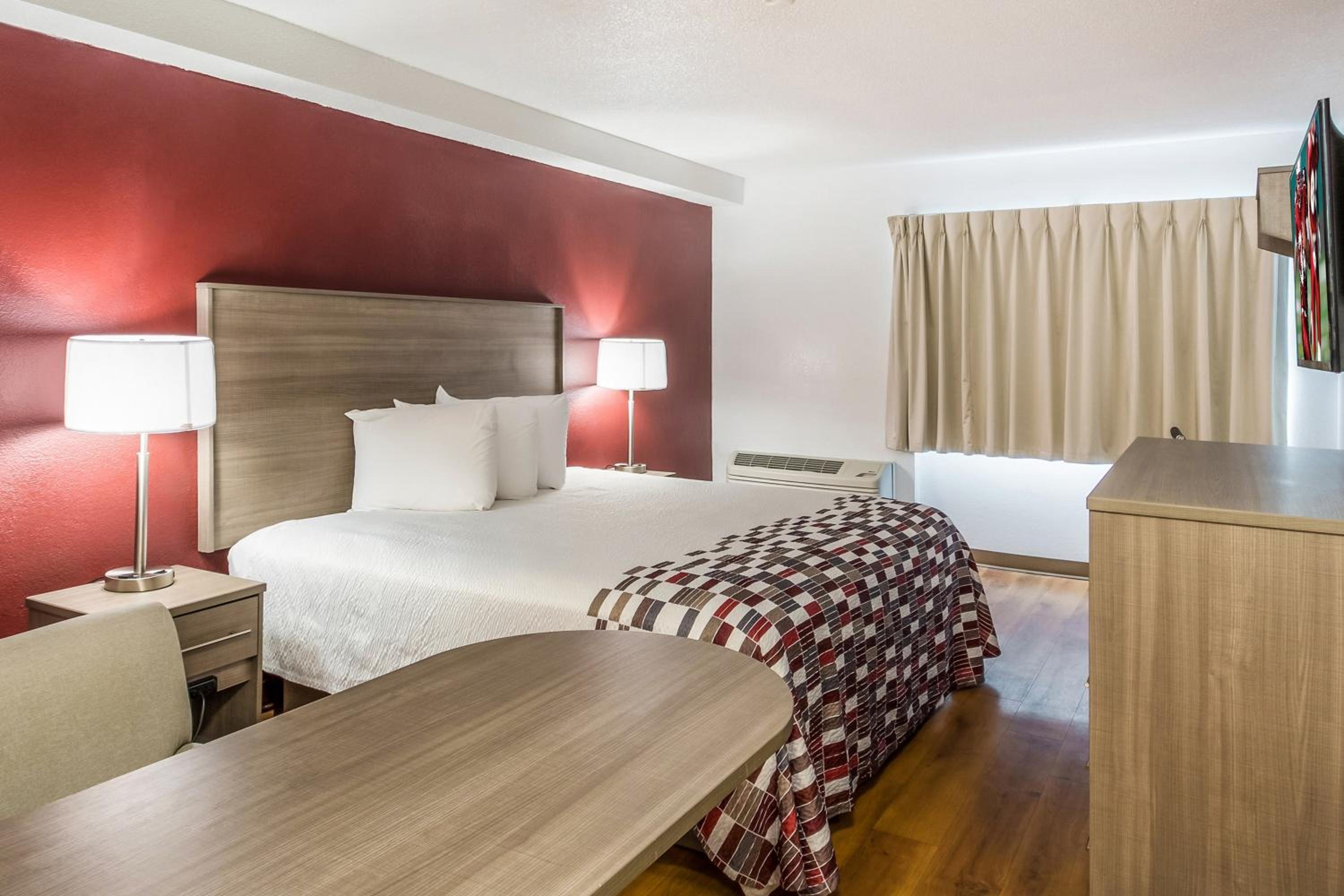 Red Roof Inn Rochester - Airport