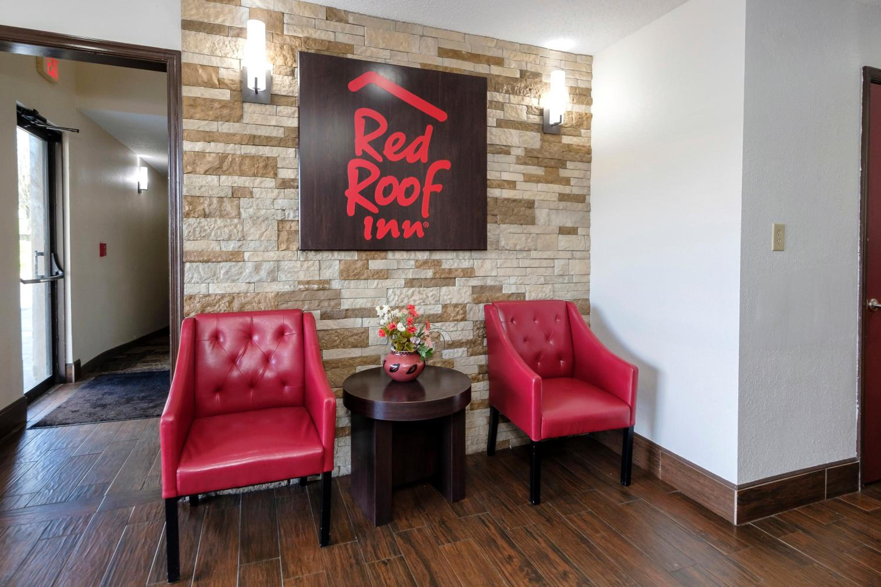 Red Roof Inn Culpeper view 4