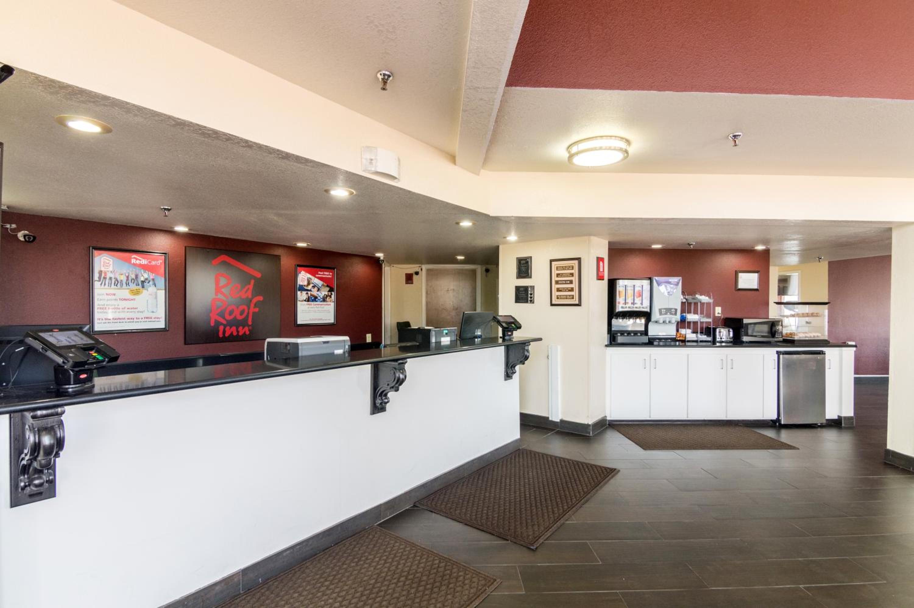 Wichita Falls Vacations - Red Roof Inn Wichita Falls - Property Image 35