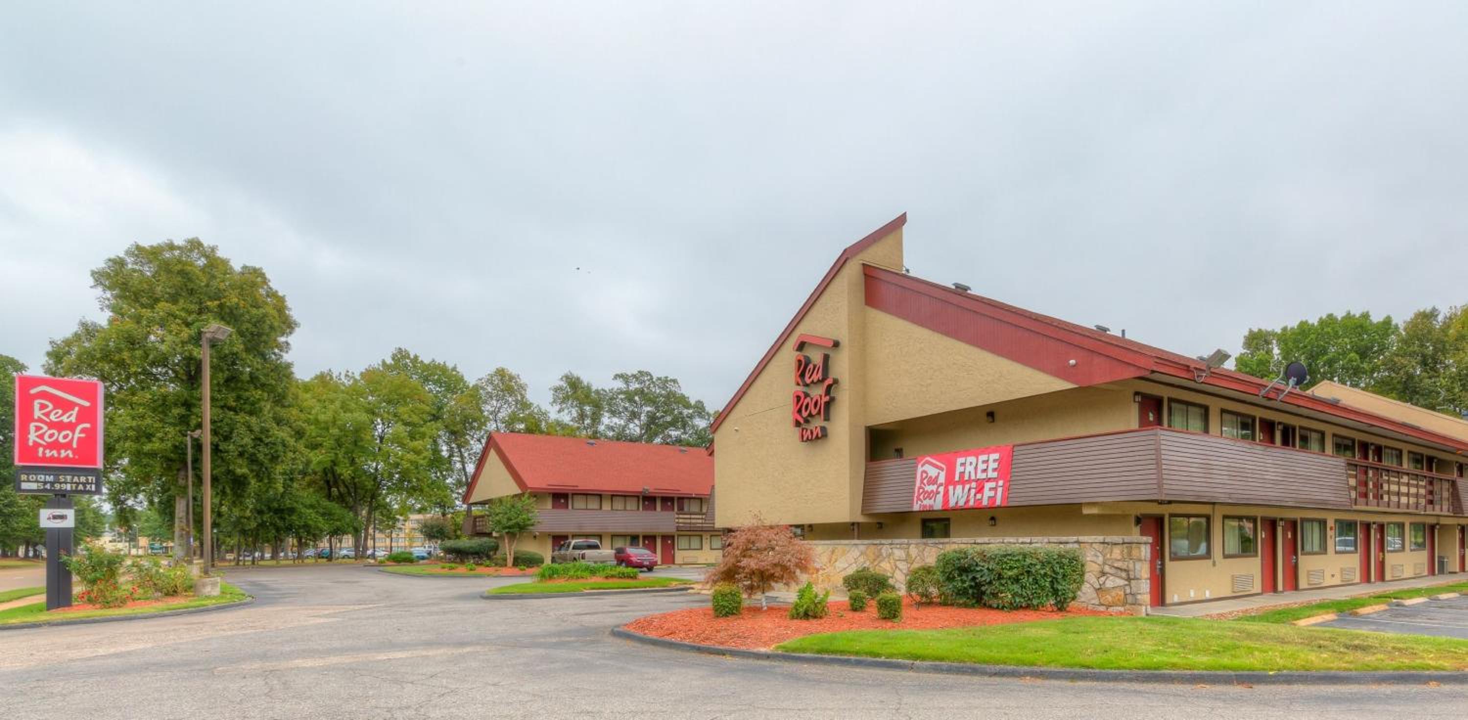 Memphis Vacations - Red Roof Inn Memphis East - Property Image 1