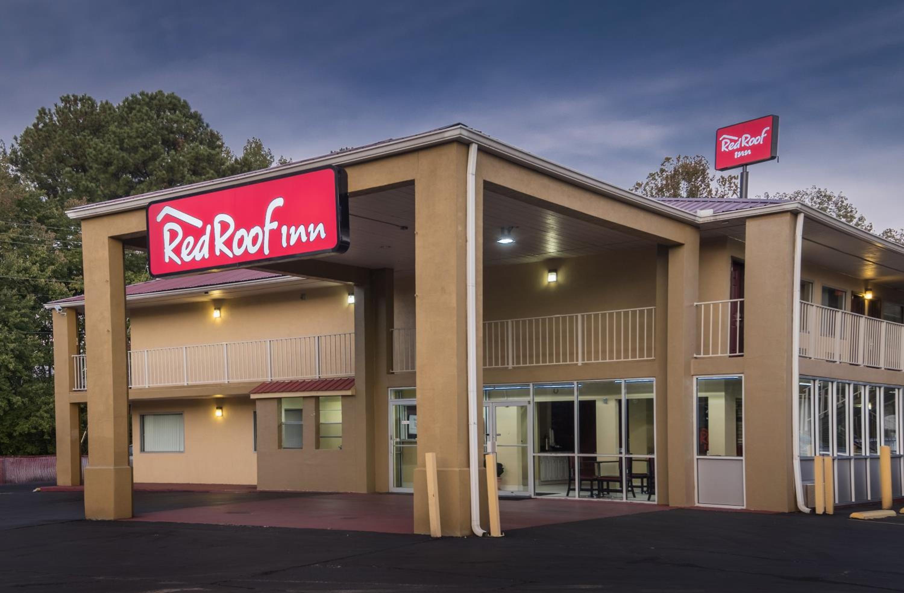 Red Roof Inn Acworth - Emerson - LakePoint South view 2