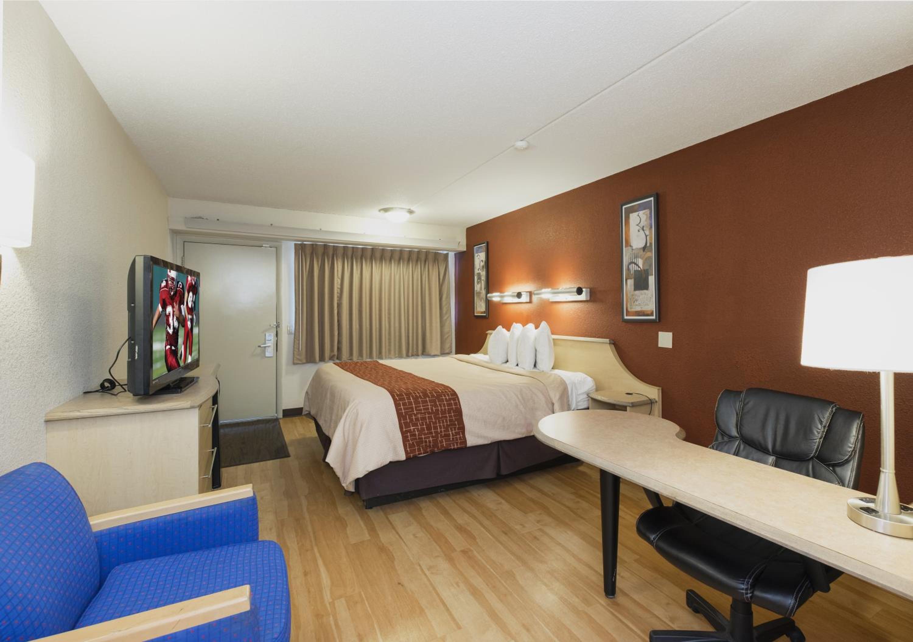 Red Roof Inn Cincinnati - Sharonville - Property Image 10