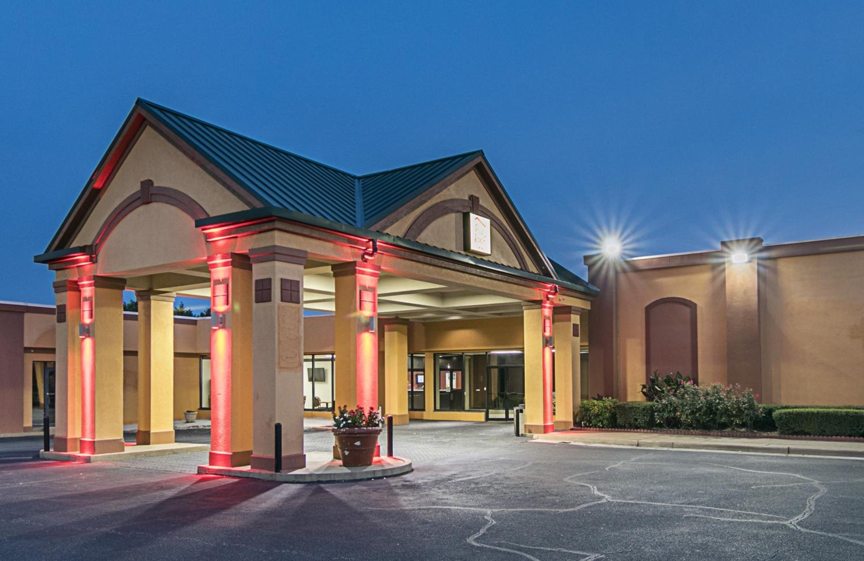 Red Roof Inn Forsyth view 5