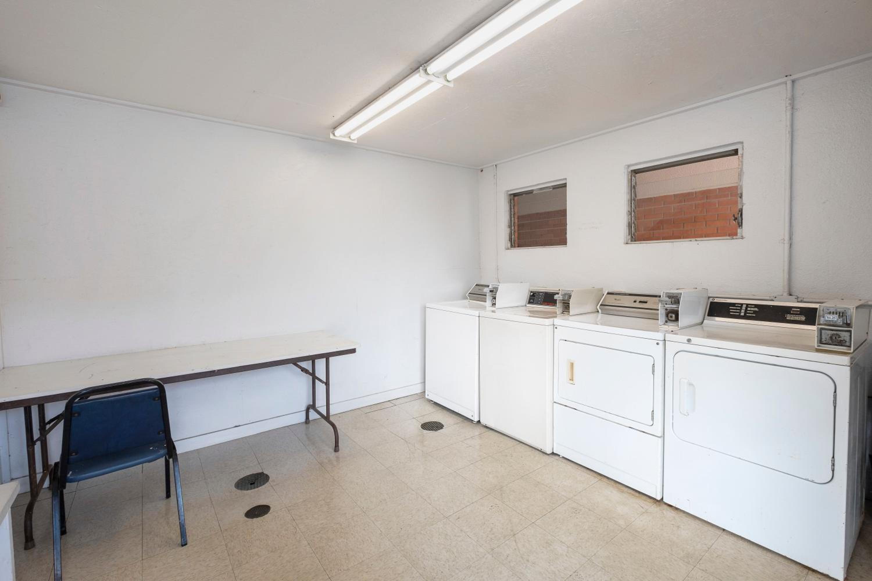 Meridian Vacations - Red Roof Inn Meridian - Property Image 5