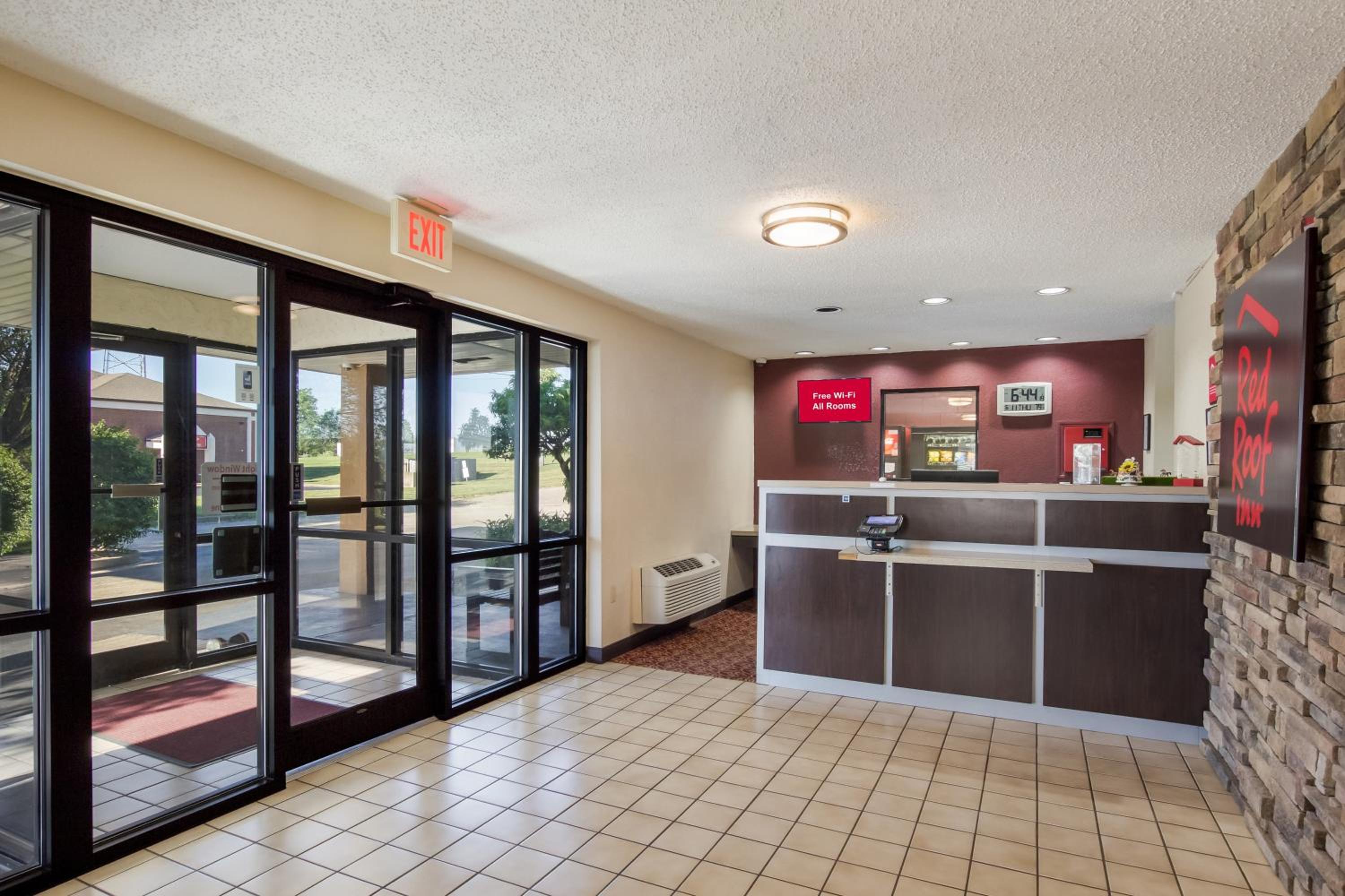 Shelbyville Vacations - Red Roof Inn Shelbyville - Property Image 22