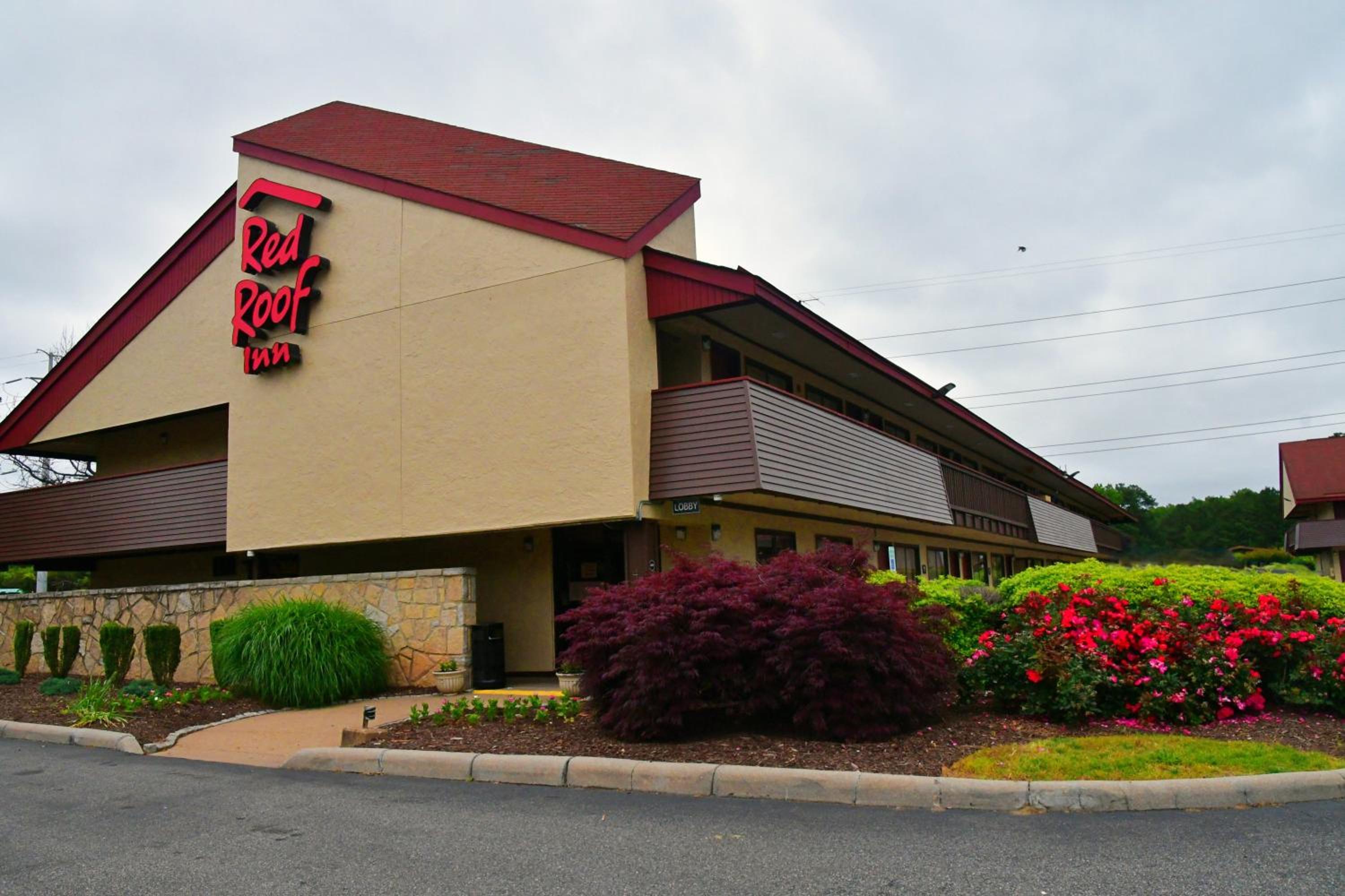 Red Roof Inn Richmond South view 2