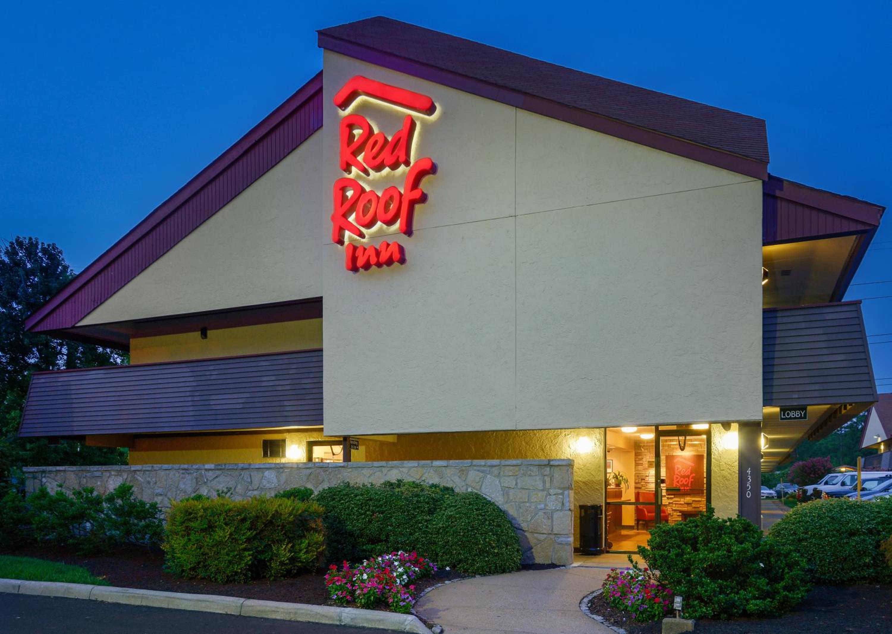 Red Roof Inn Richmond South view 4