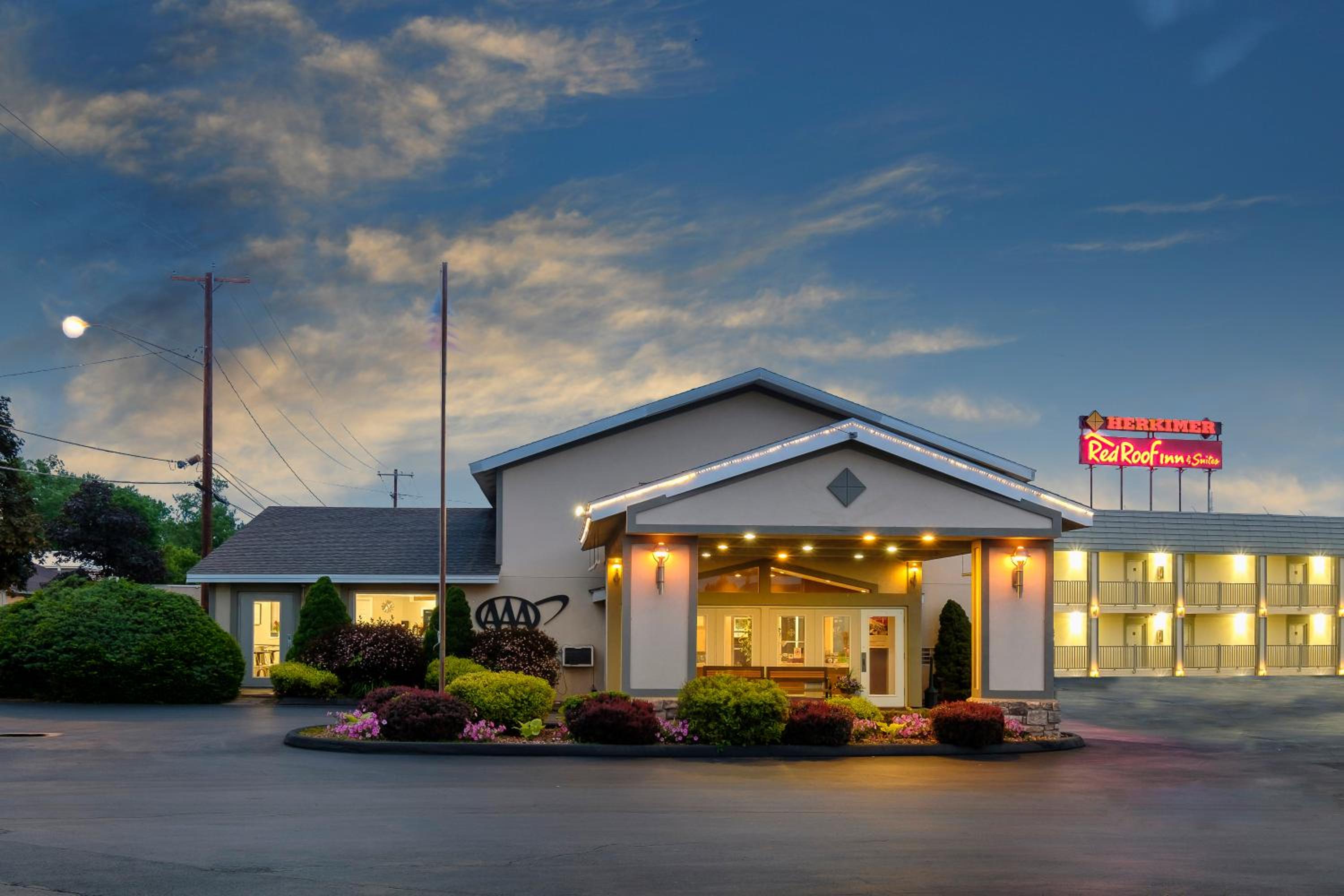 Red Roof Inn and Suites Herkimer