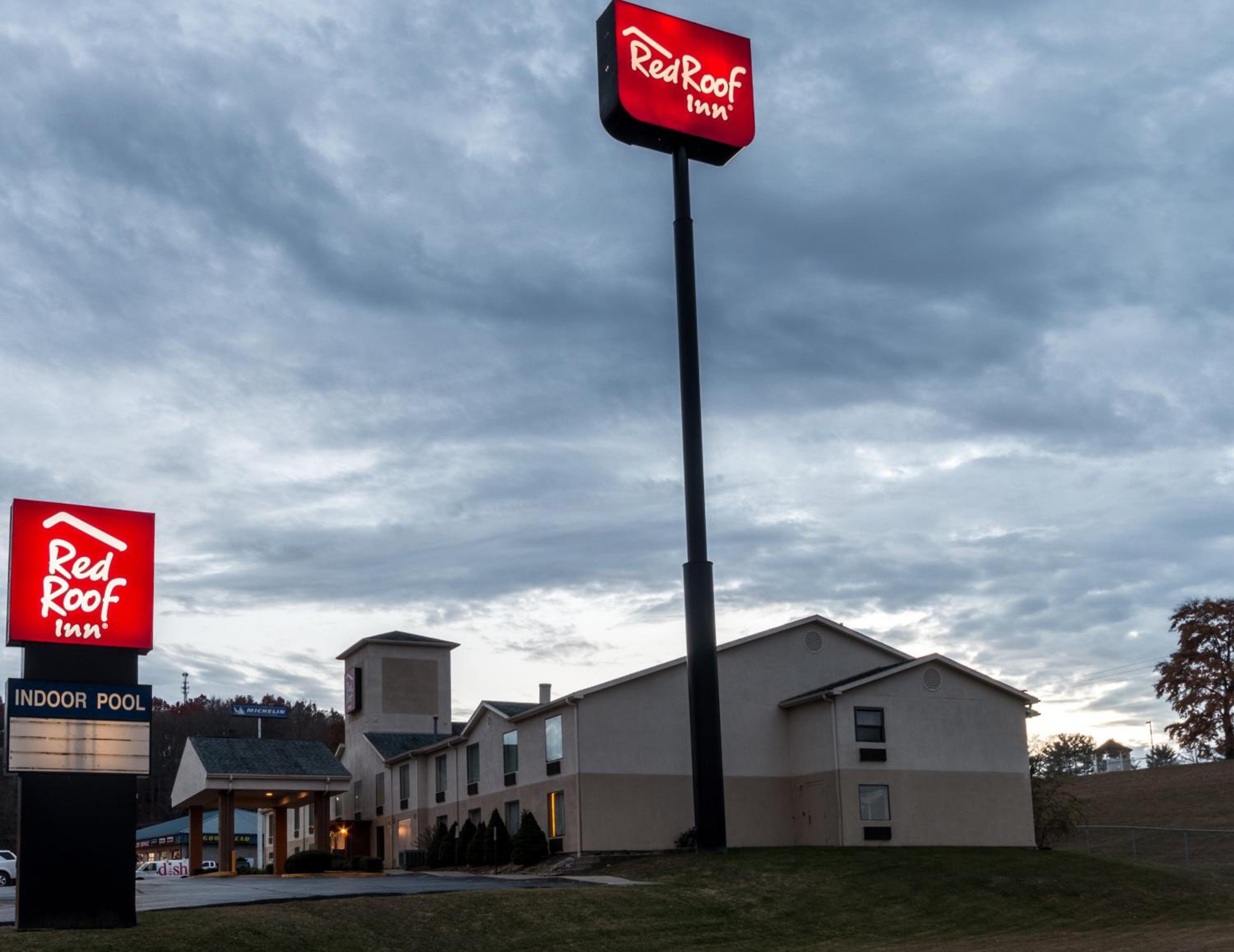 Red Roof Inn Morehead view 4