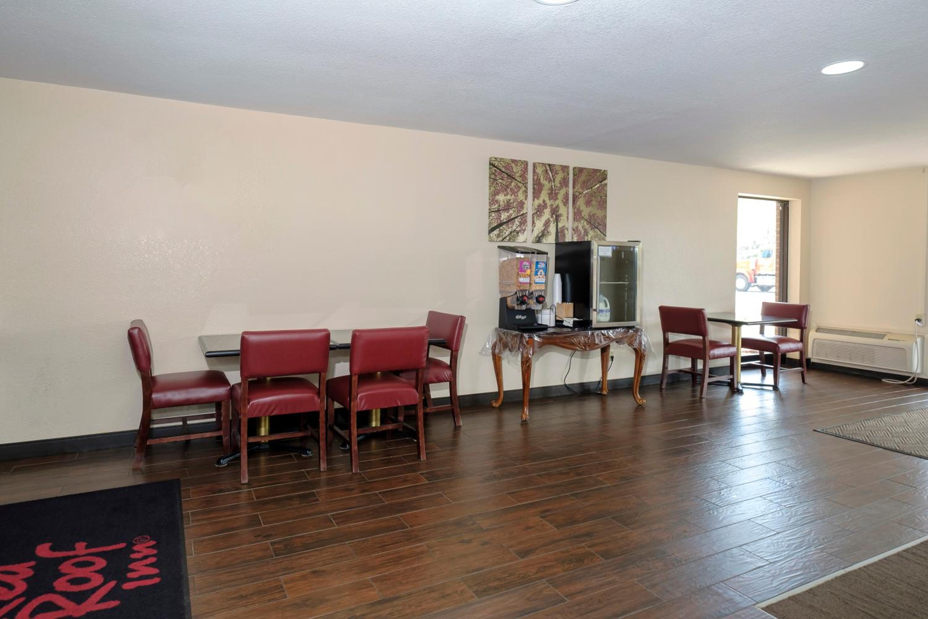 Red Roof Inn Hillsville