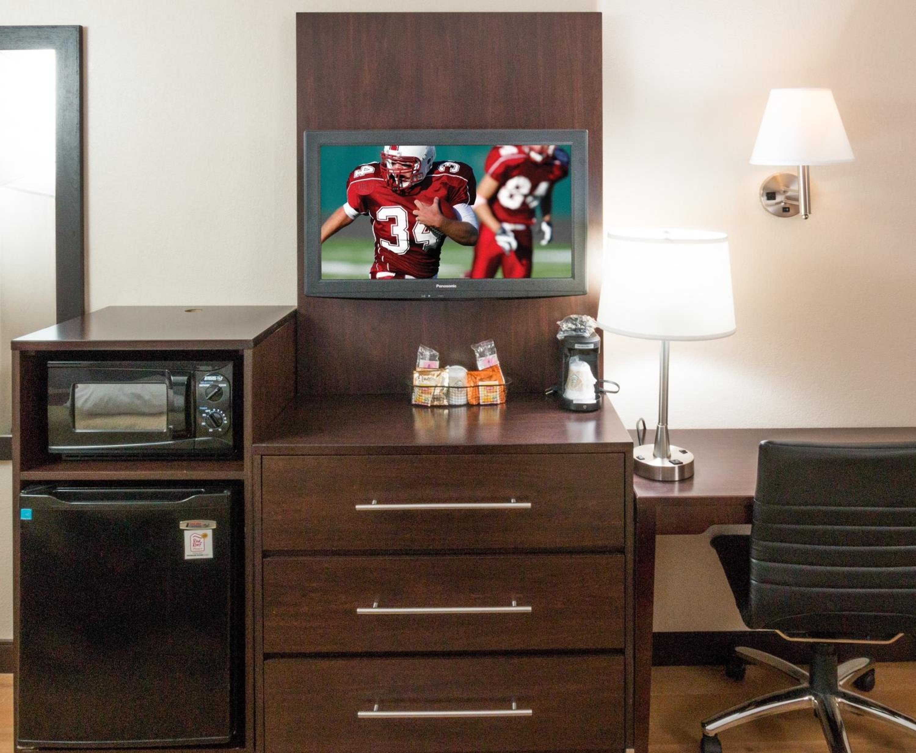 Red Roof Inn PLUS Baltimore North - Timonium - Property Image 9