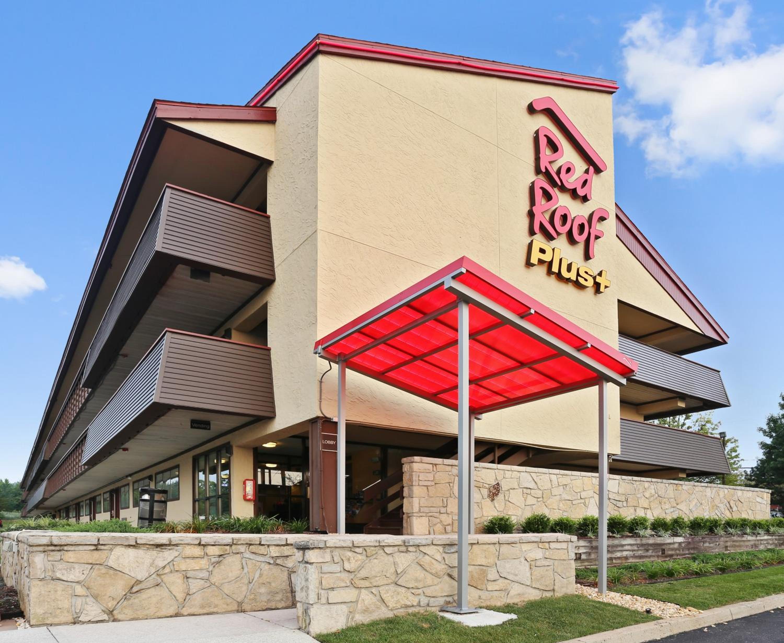 Red Roof Inn PLUS Baltimore North - Timonium - Property Image 16