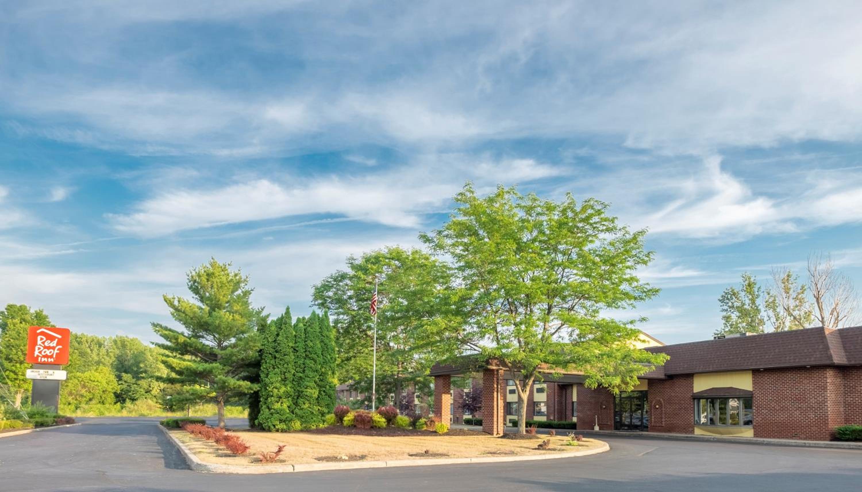 Red Roof Inn Fulton view 2