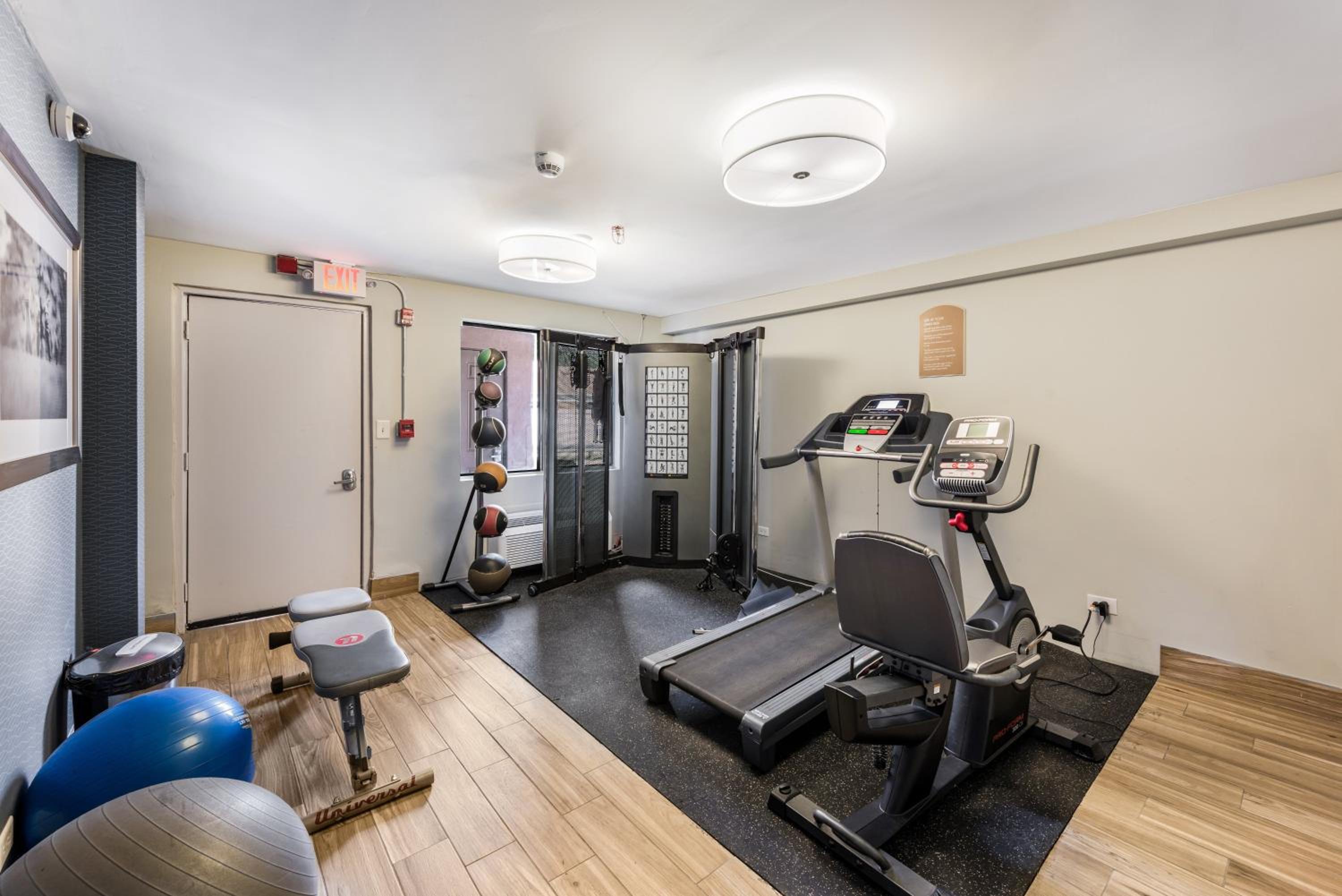 Red Roof Inn Morton Grove - Property Image 19