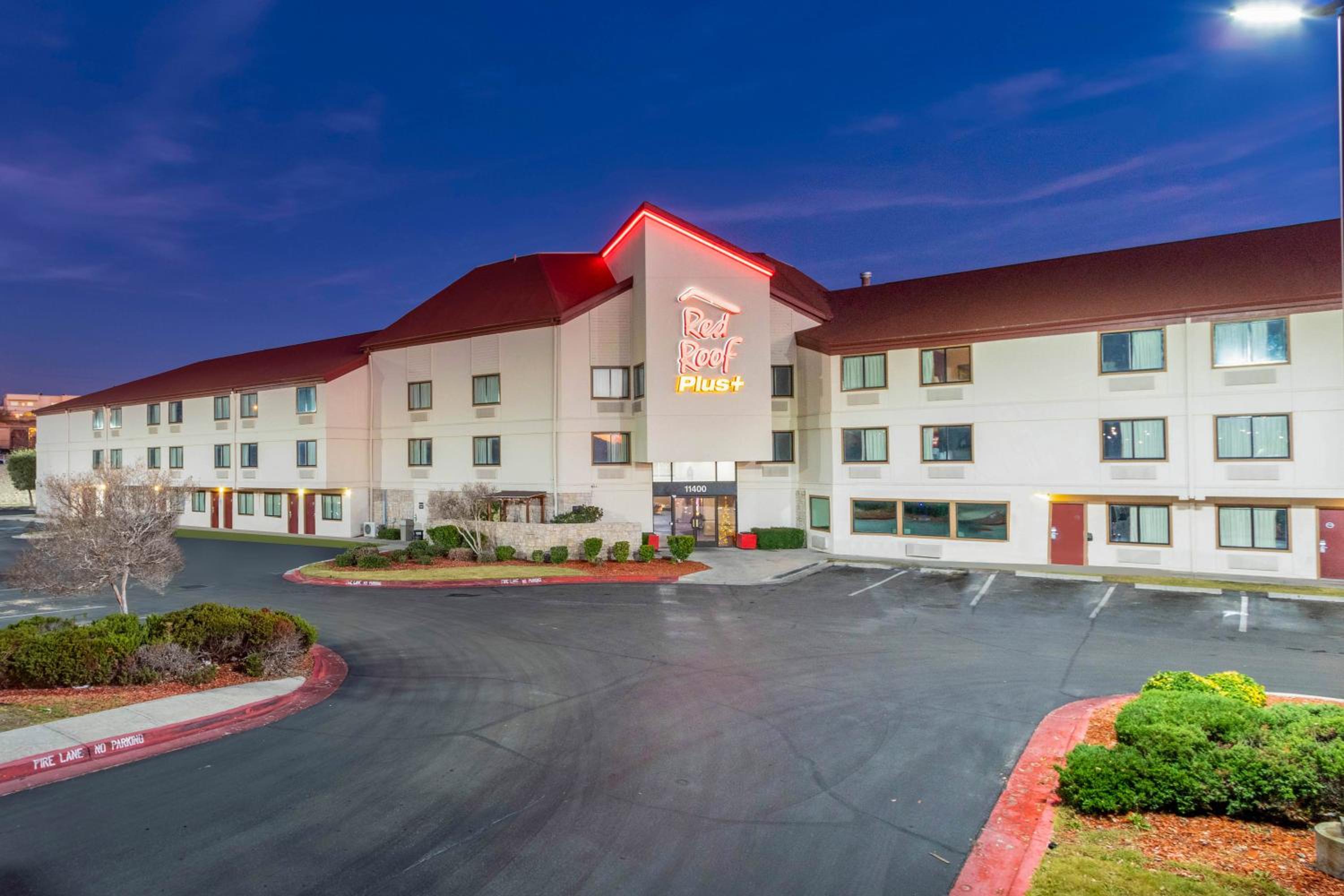 Hotel Red Roof Inn PLUS+ El Paso East - Image 1