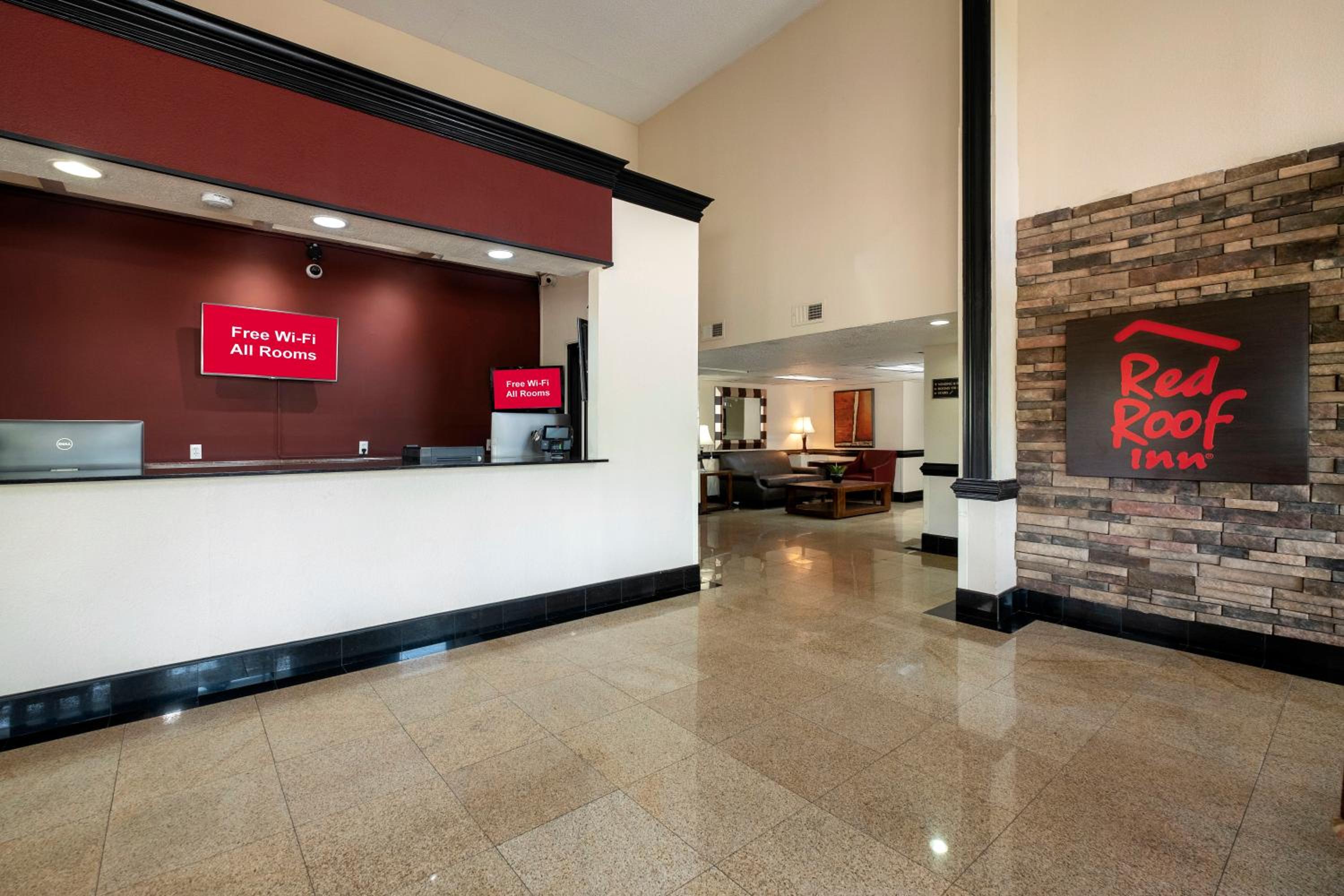 Red Roof Inn Charlotte - University 2