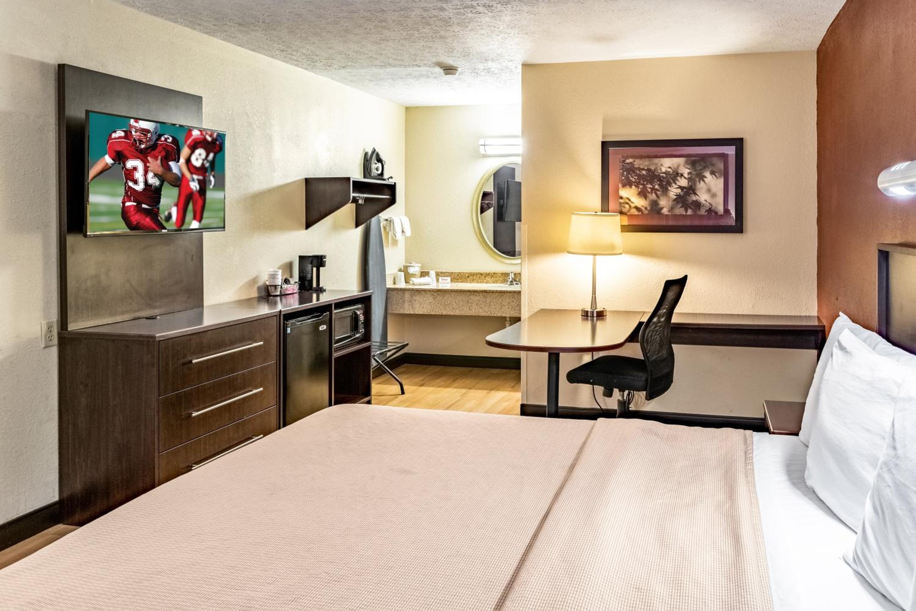 Red Roof Inn Columbus - Taylorsville - Property Image 17