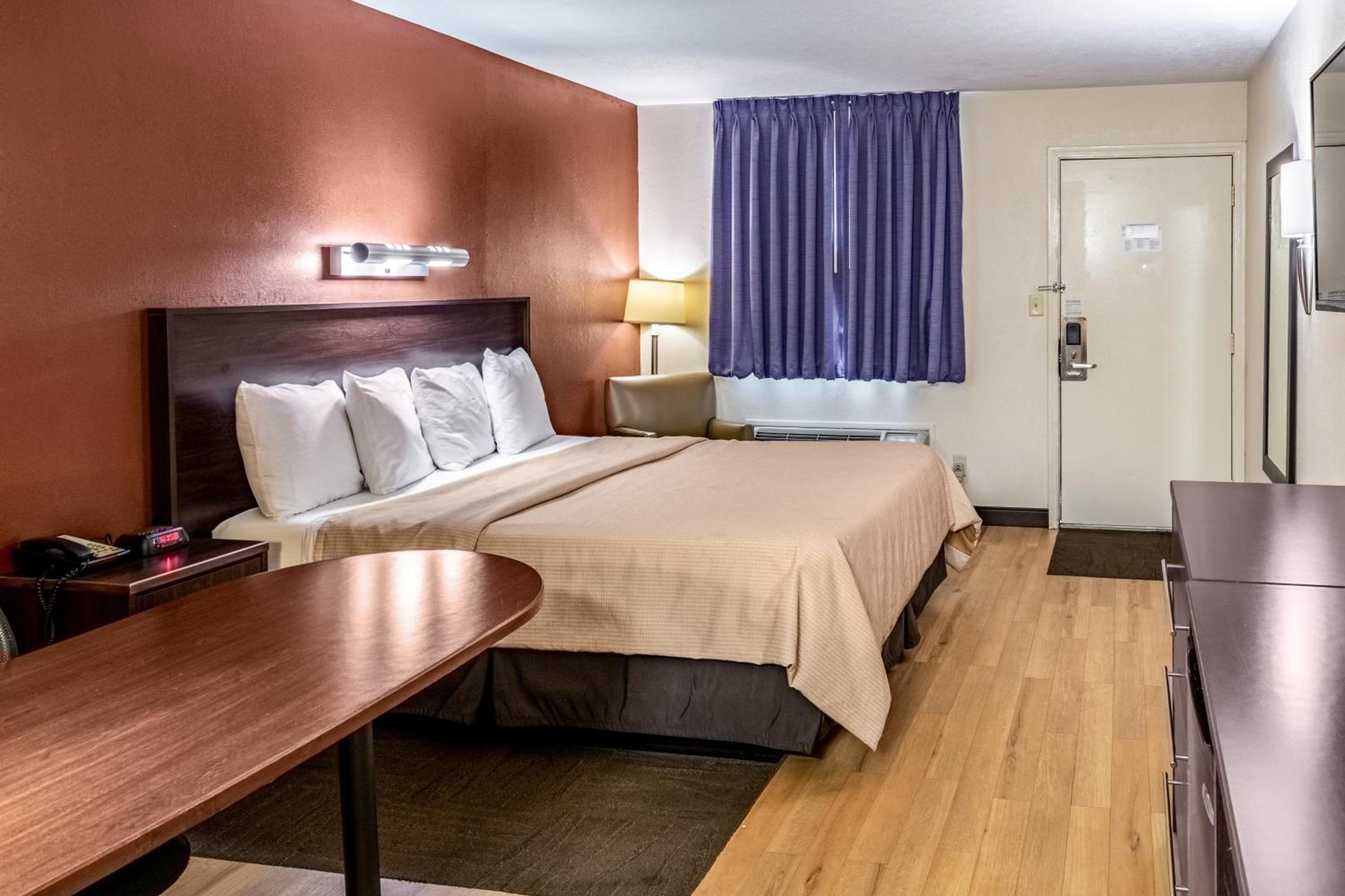 Red Roof Inn Columbus - Taylorsville - Property Image 19