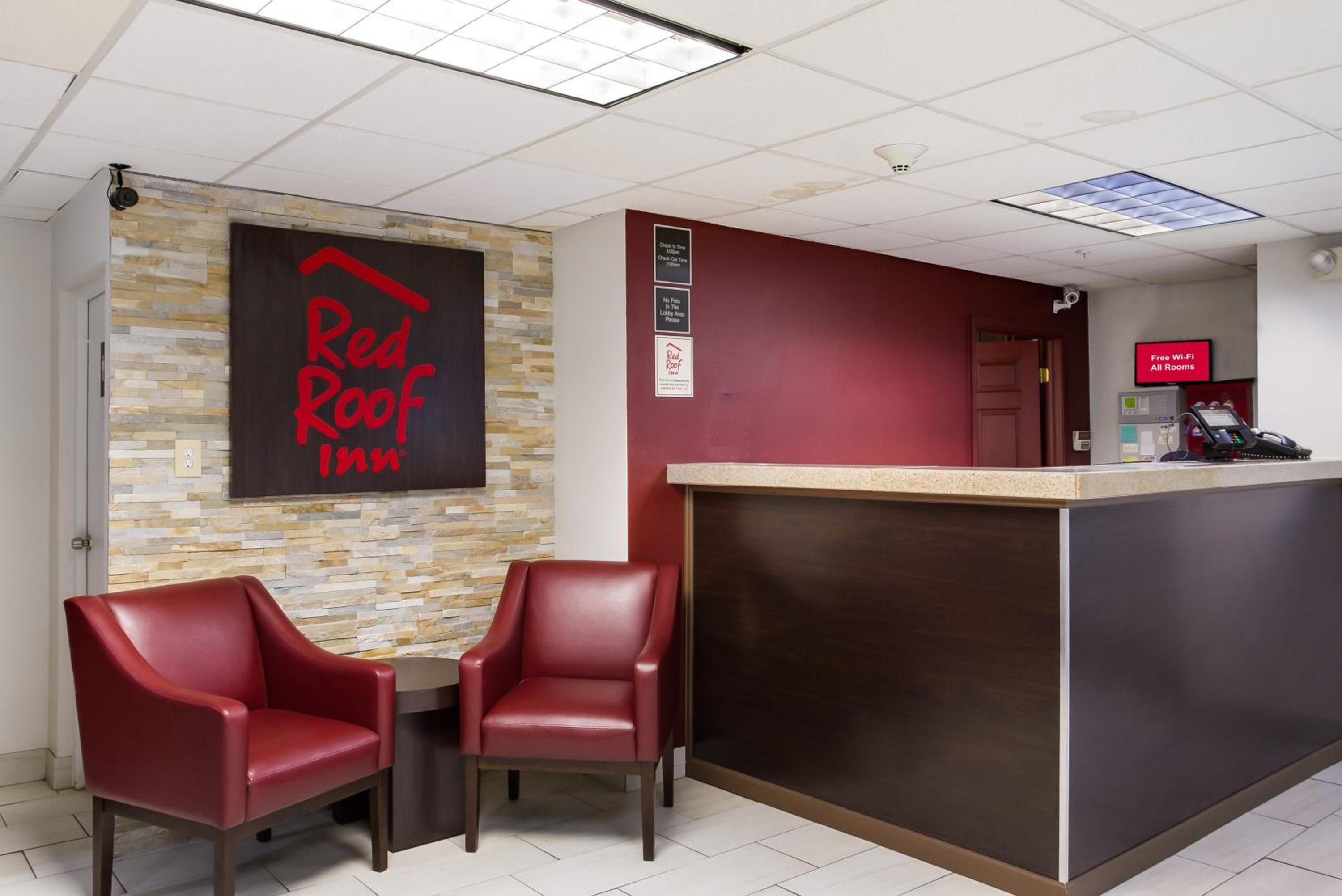 Red Roof Inn York Downtown