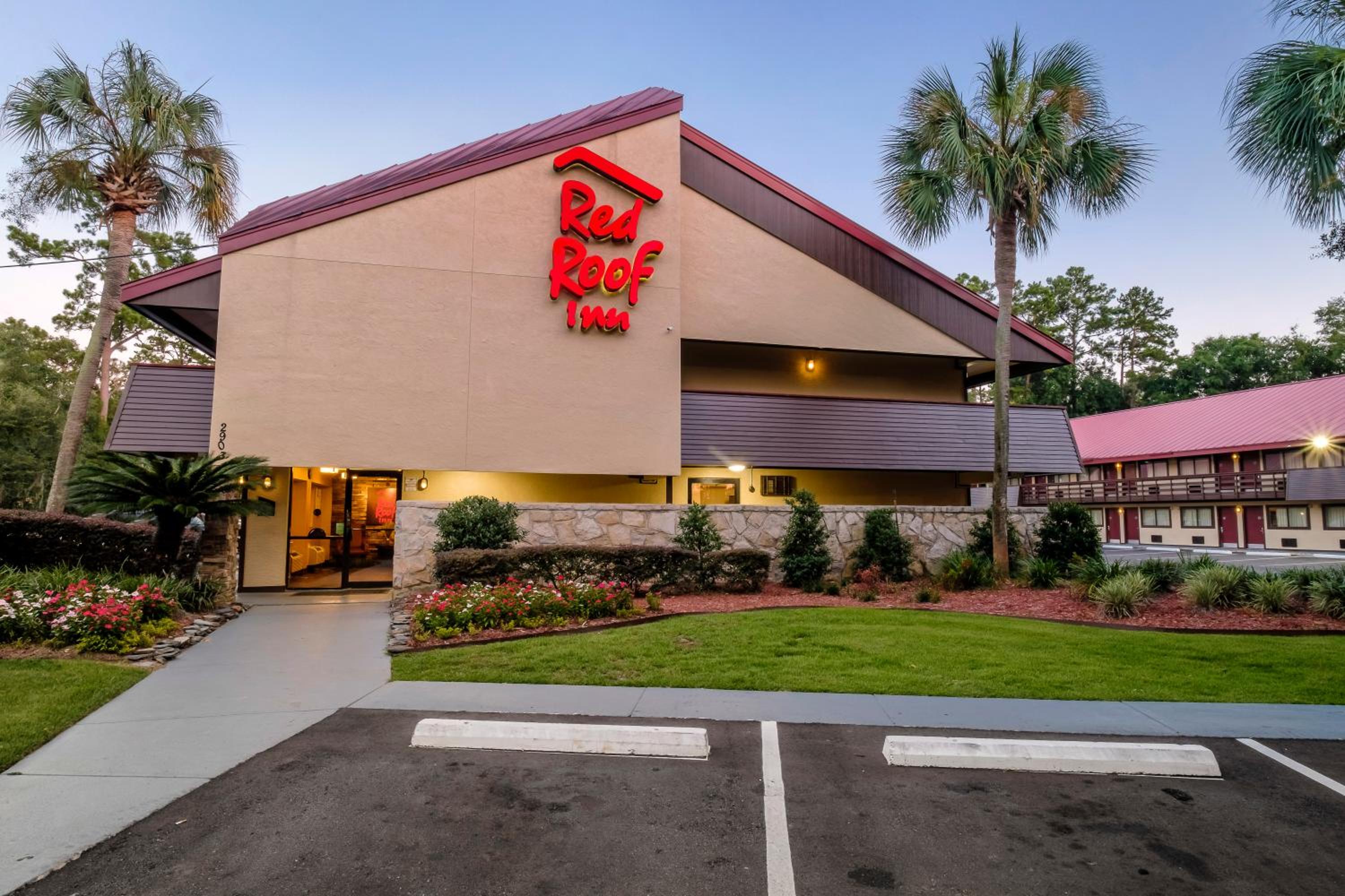 Red Roof Inn Tallahassee - University view 2