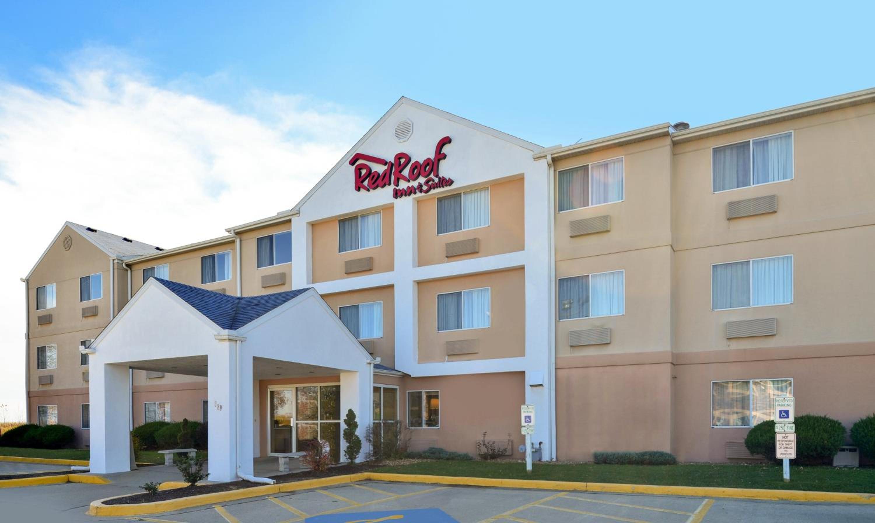 Danville Vacations - Red Roof Inn  Suites Danville, IL - Property Image 1