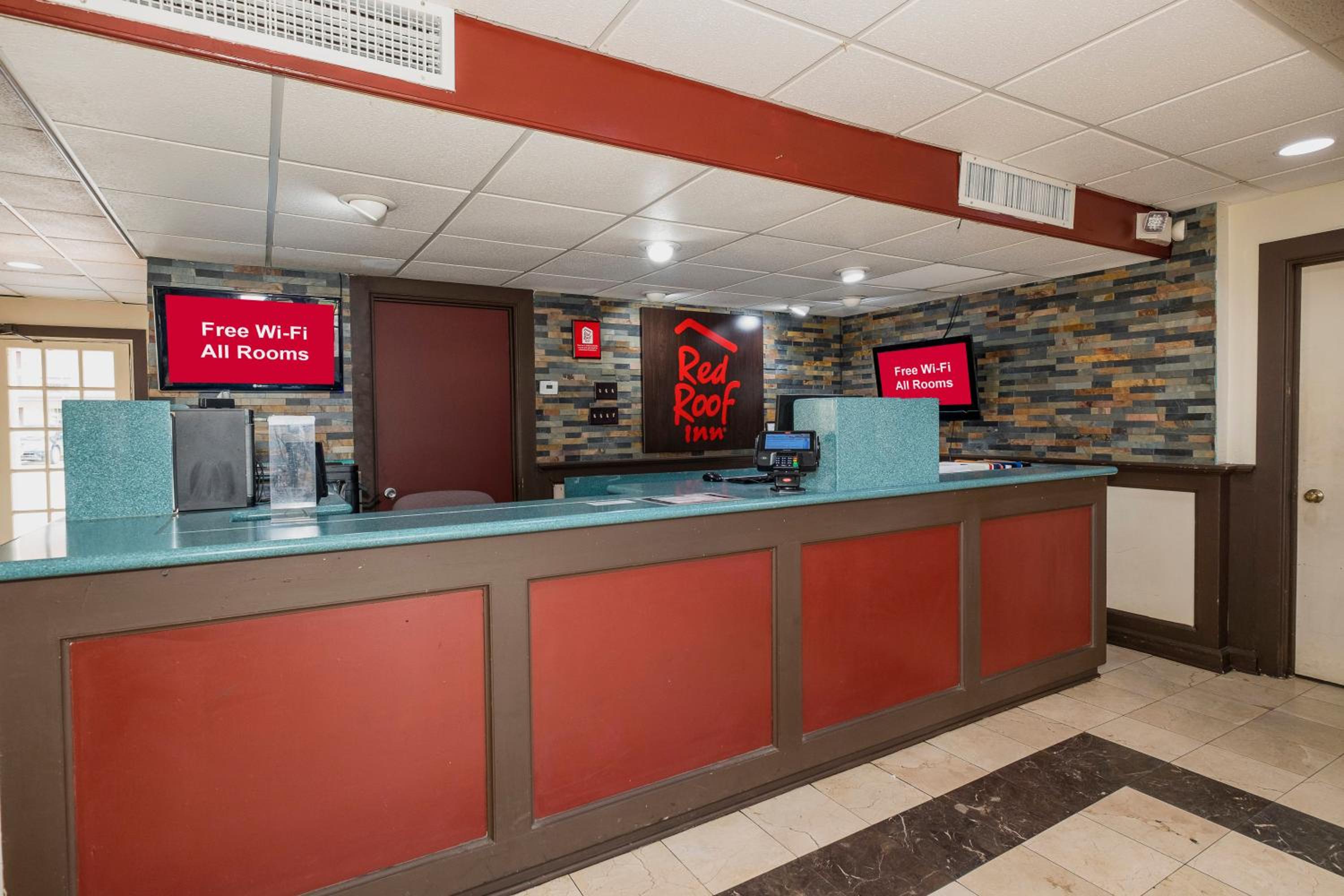 Red Roof Inn Morgan City view 5