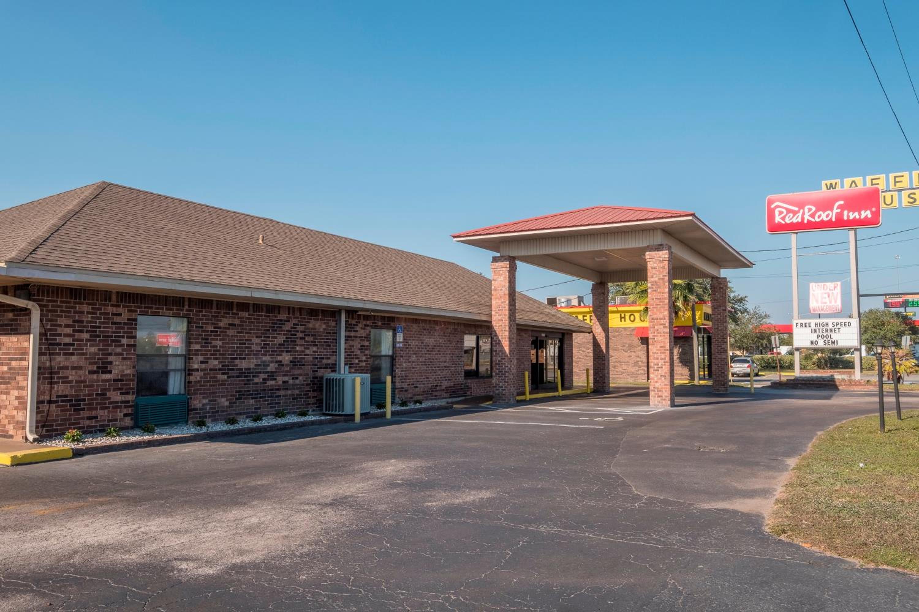 Red Roof Inn Baldwin