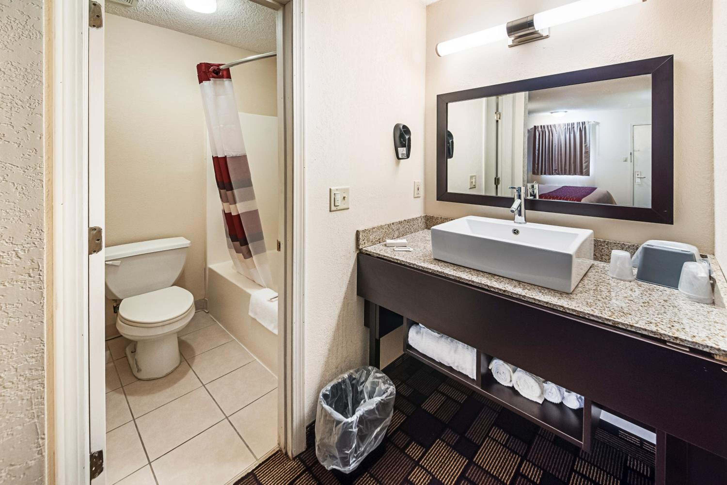 Red Roof Inn Anderson, IN, Foto 10
