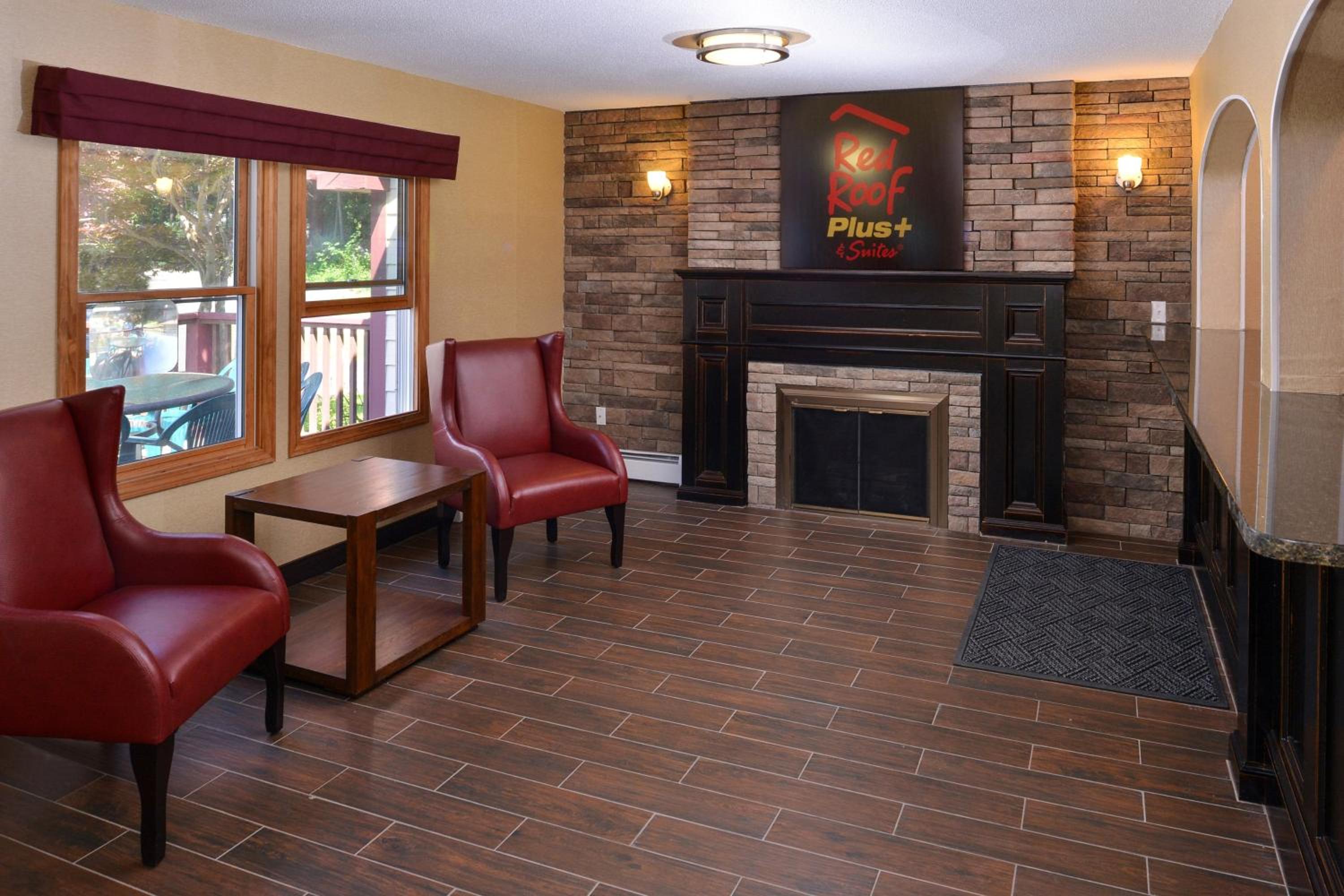 Red Roof Inn PLUS Suites Guilford - Property Image 19