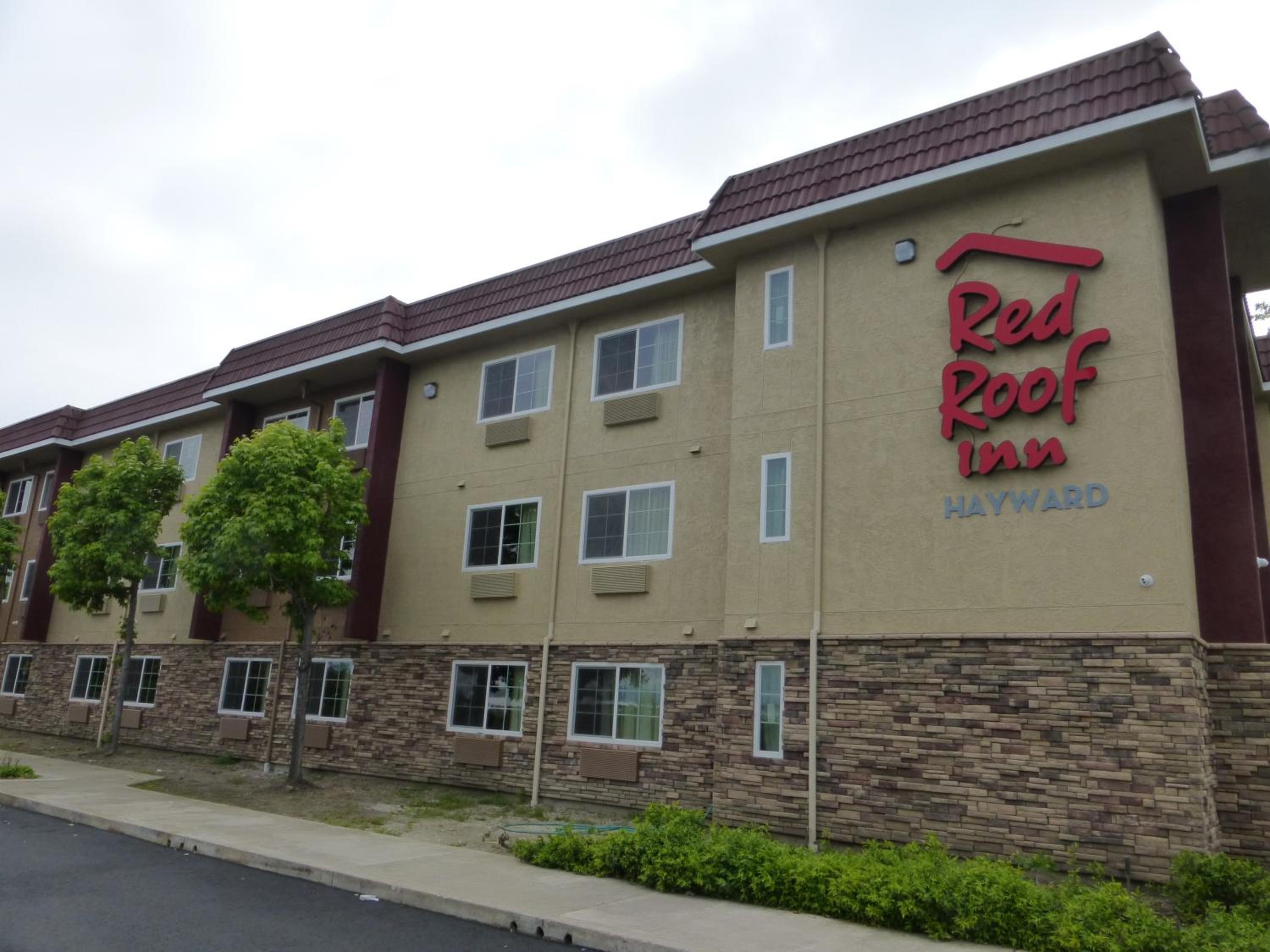 San Jose Vacations - Red Roof Inn Hayward - Property Image 1