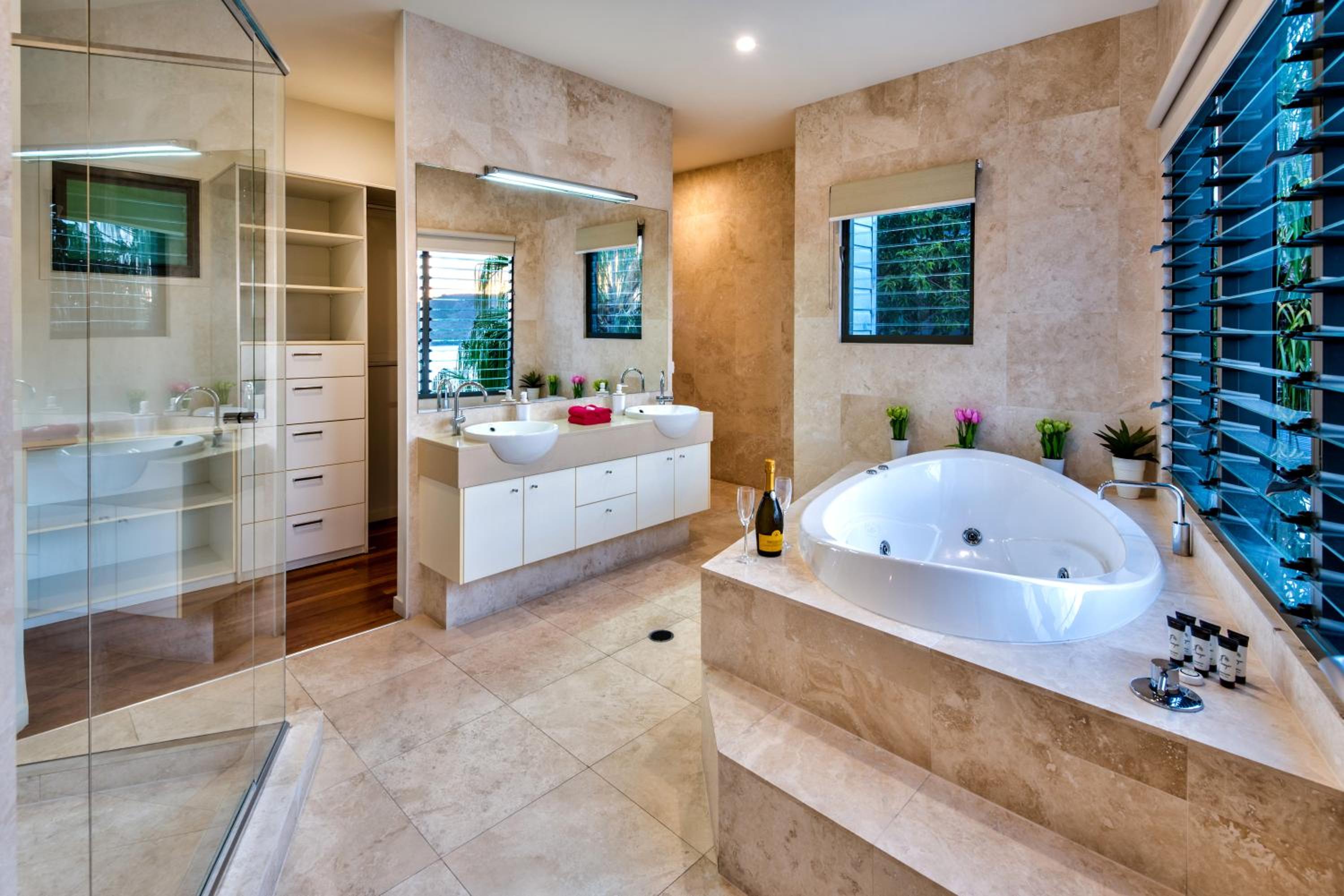 Nautilus on Hamilton Island by HIHA