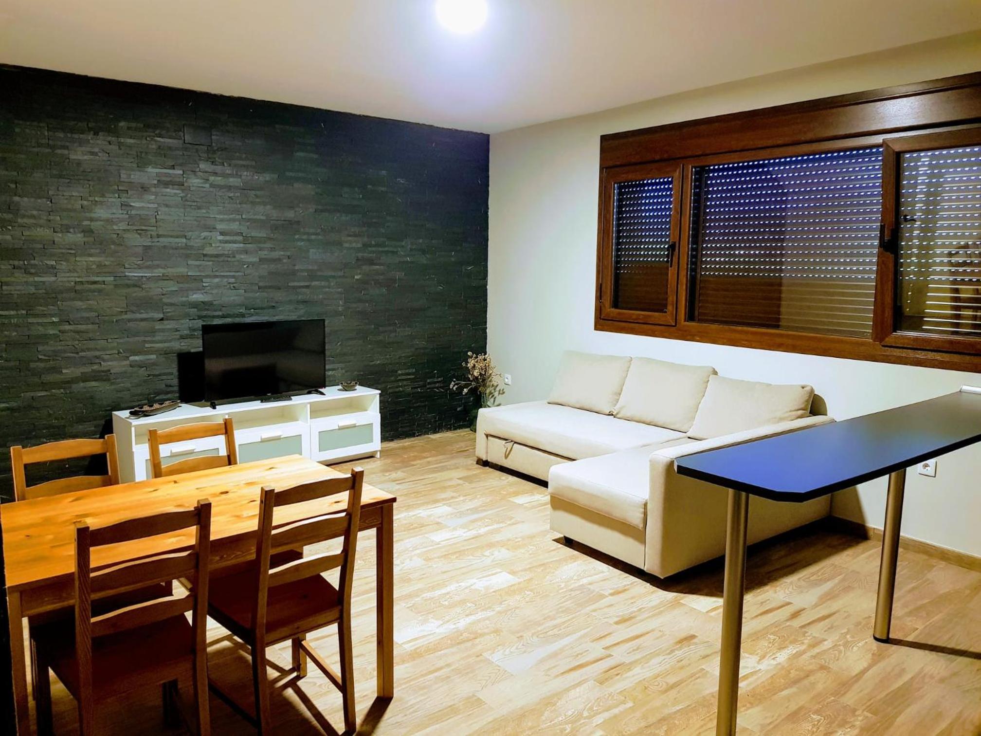 APARTAMENTOS LOS ÁLAMOS view 4