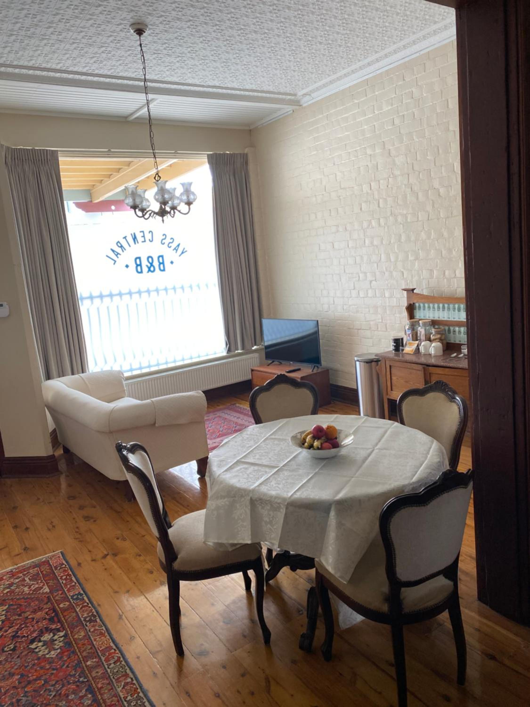 Yass Central Bed & Breakfast