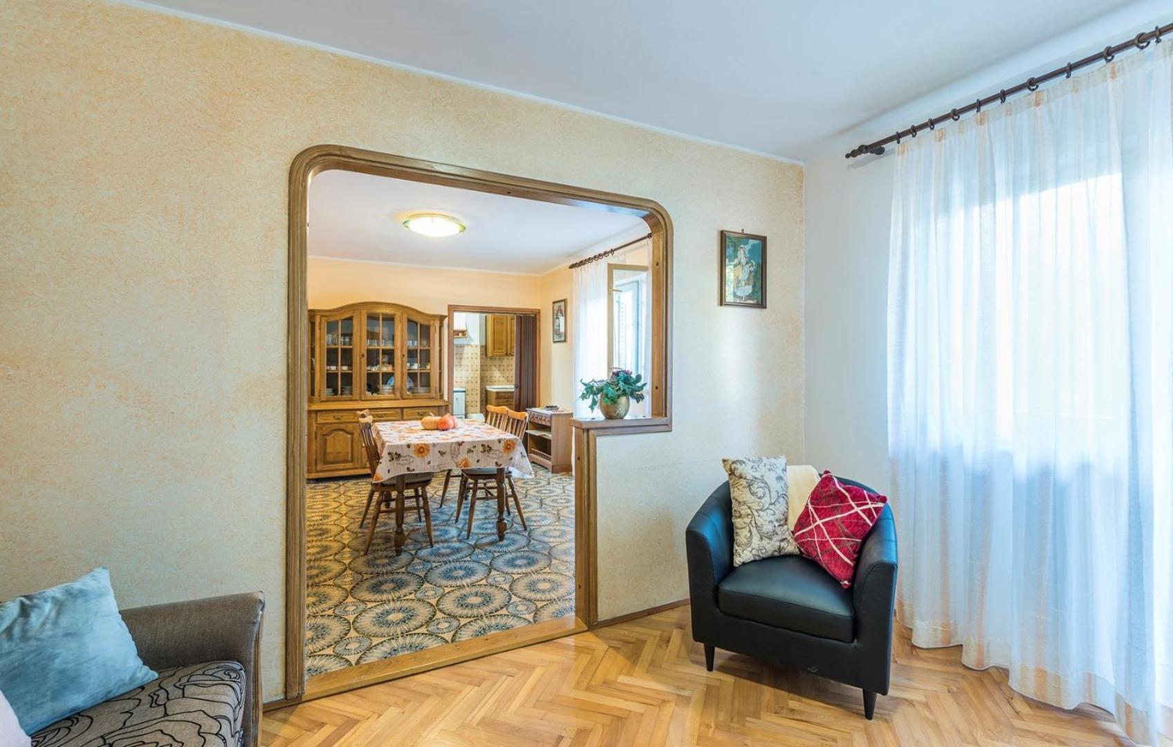 Ferienhaus Zora with Whirlpool view 5