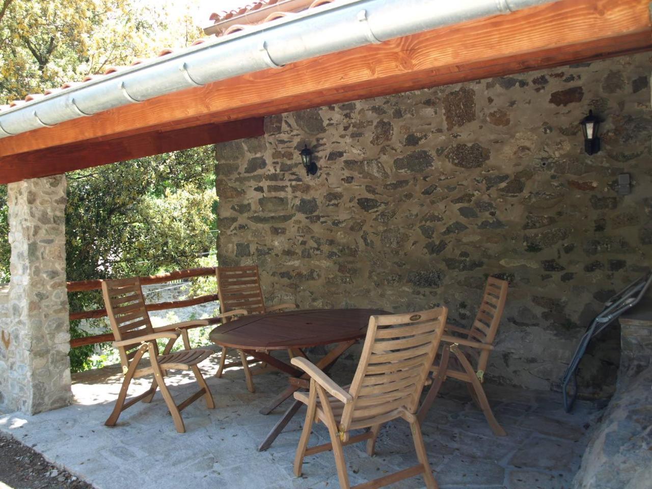 La Bergerie et La Grange du Moulin de Trédos view 3
