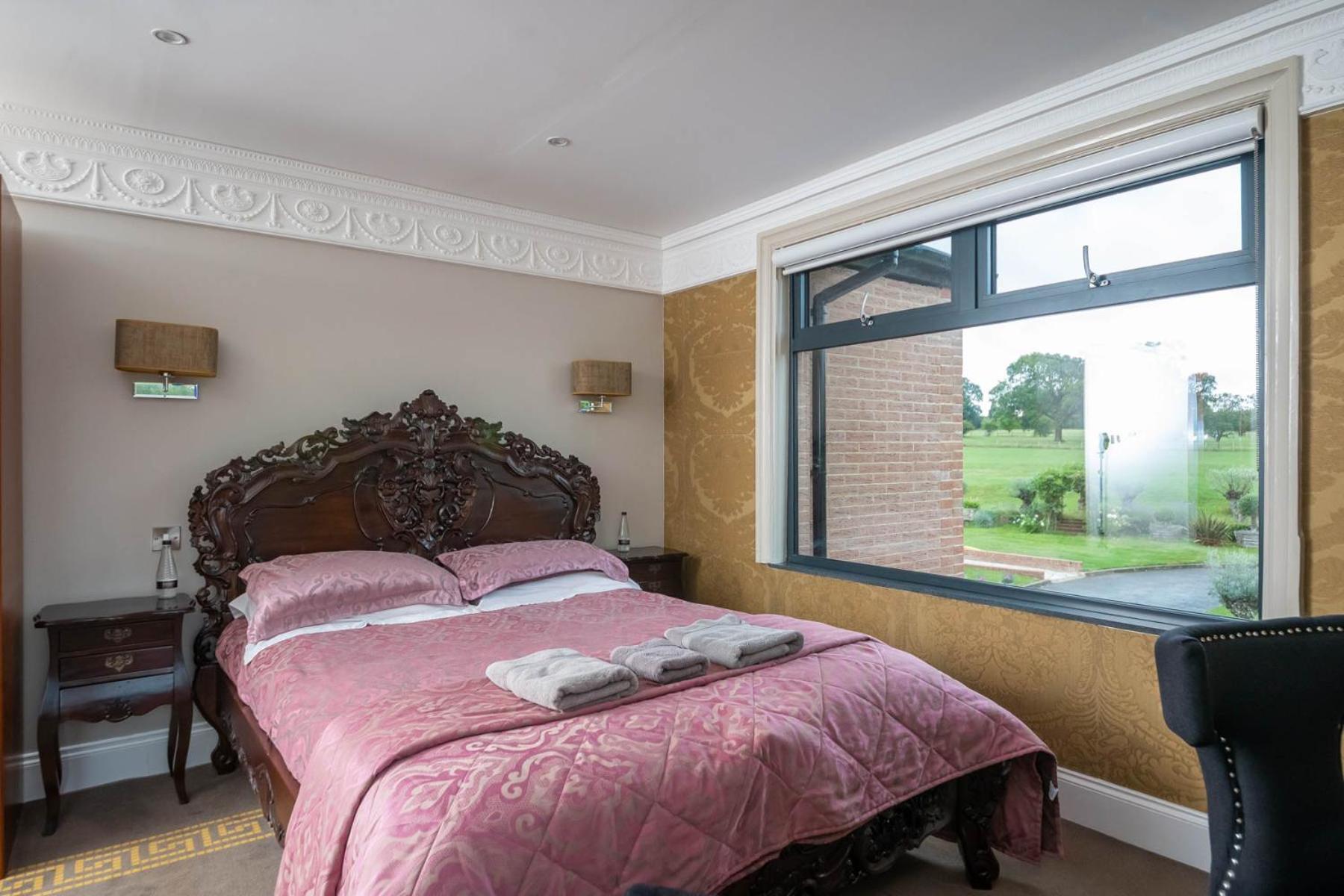 Guildford Vacations - Guildford Manor Hotel  Spa - Property Image 11