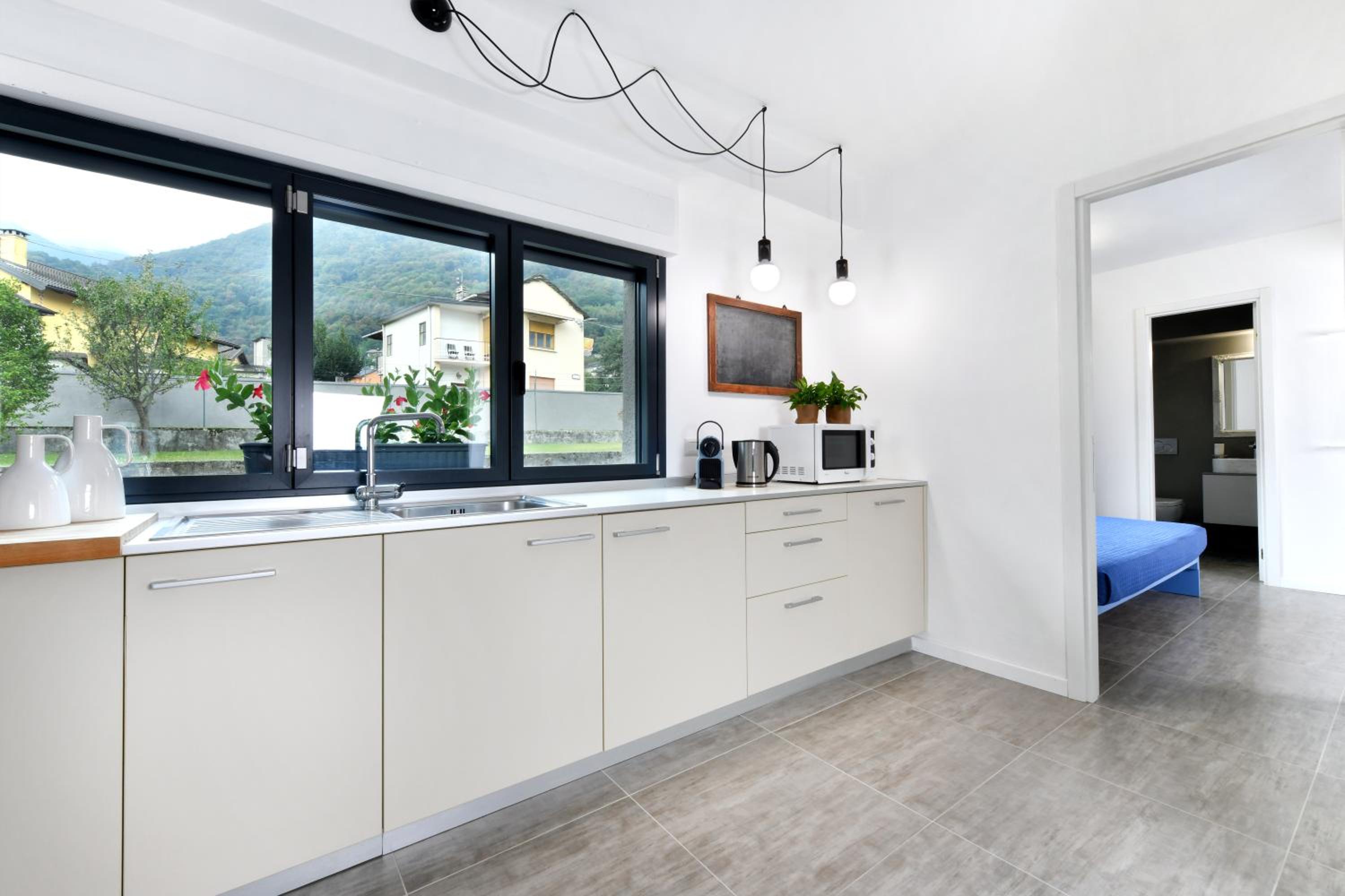 La Magnolia view 3